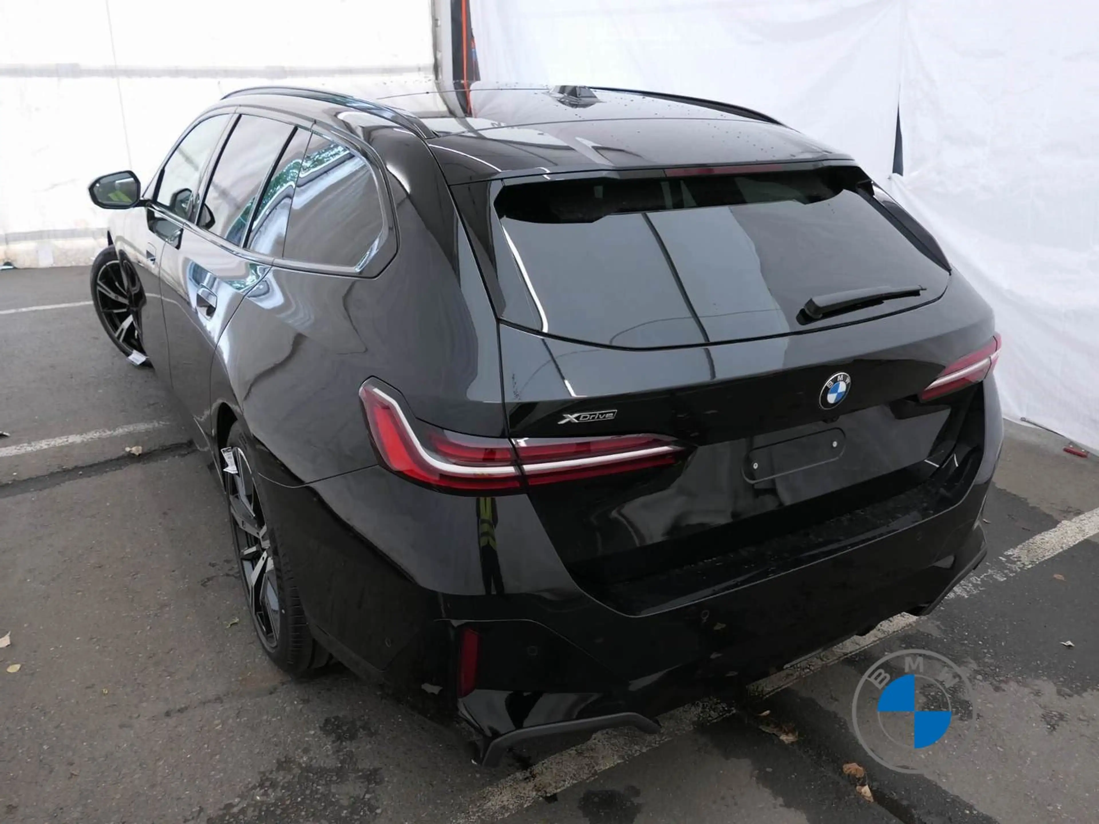 BMW 520 d xDrive xDrive M Sport 20" AHK Sitzbelüft. H/K — photo 4