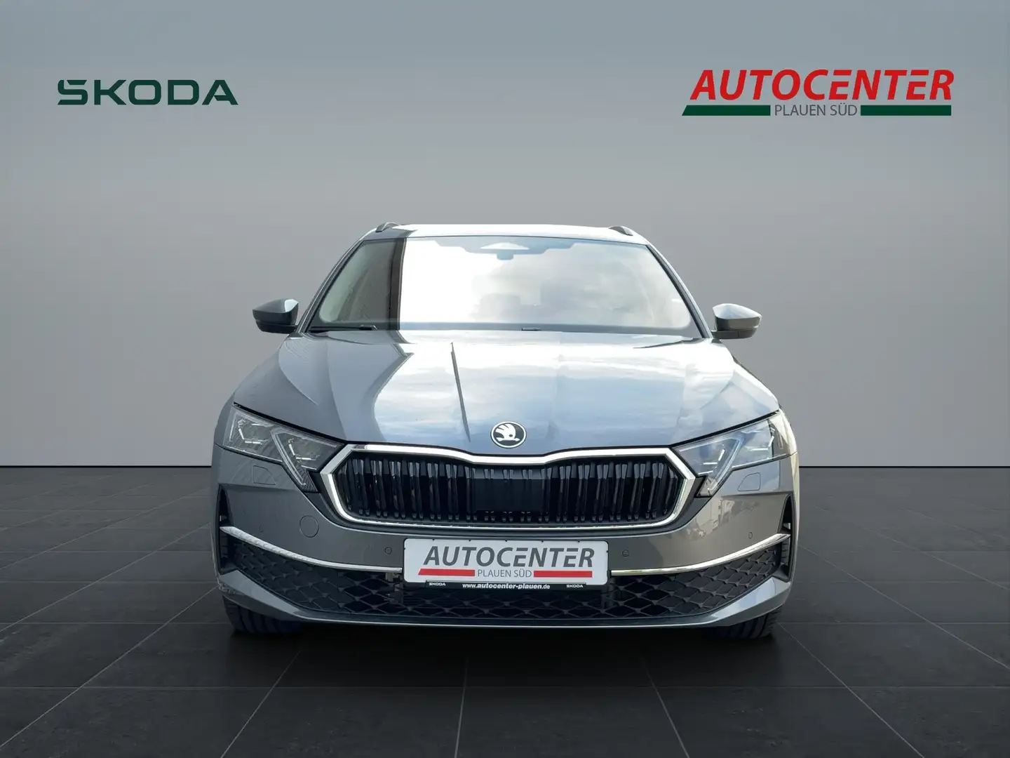 Skoda Octavia Octavia Combi 1.5 TSI mHEV DSG Selection Gris - 2