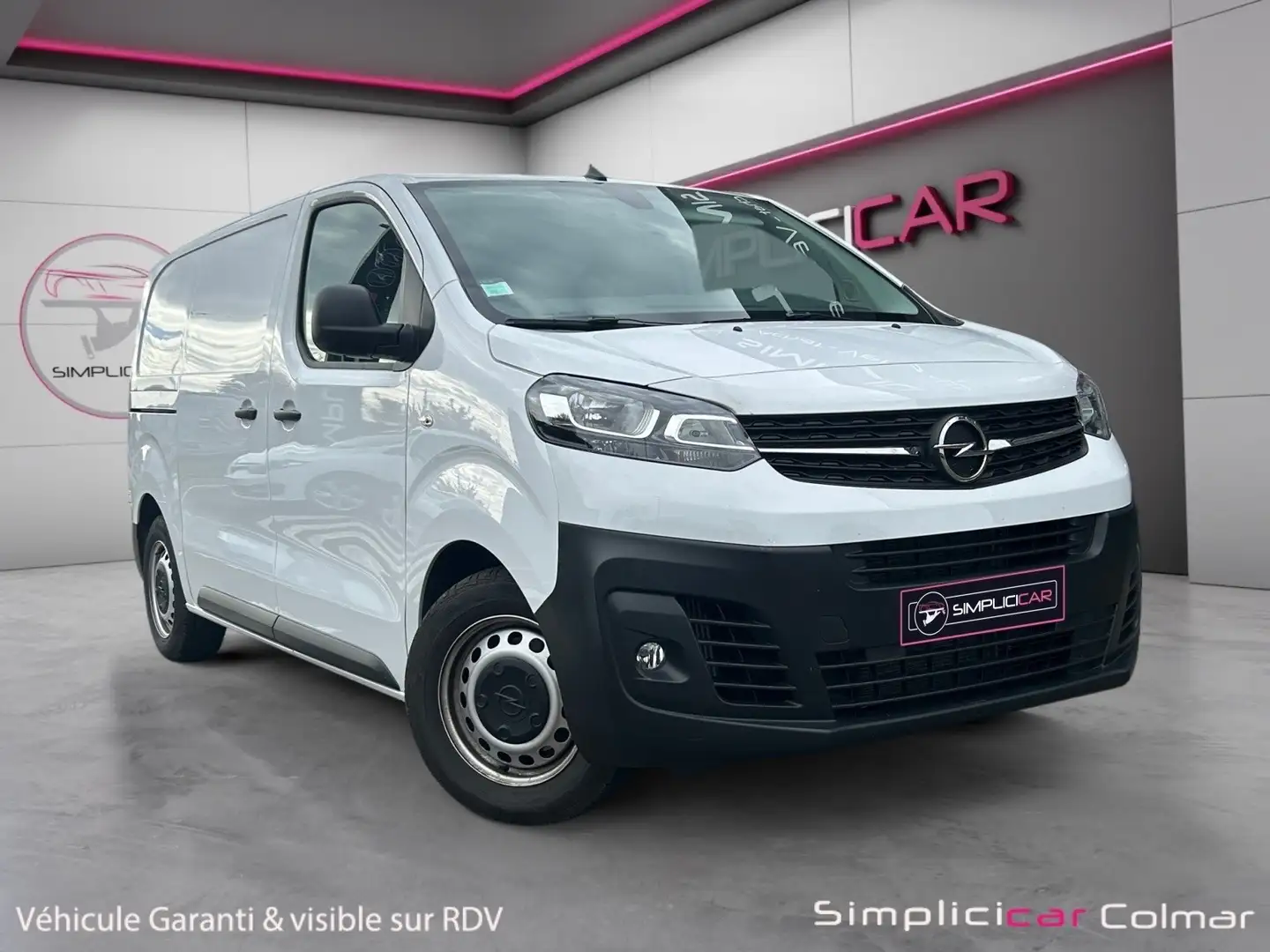 Opel Vivaro Weiß - 1