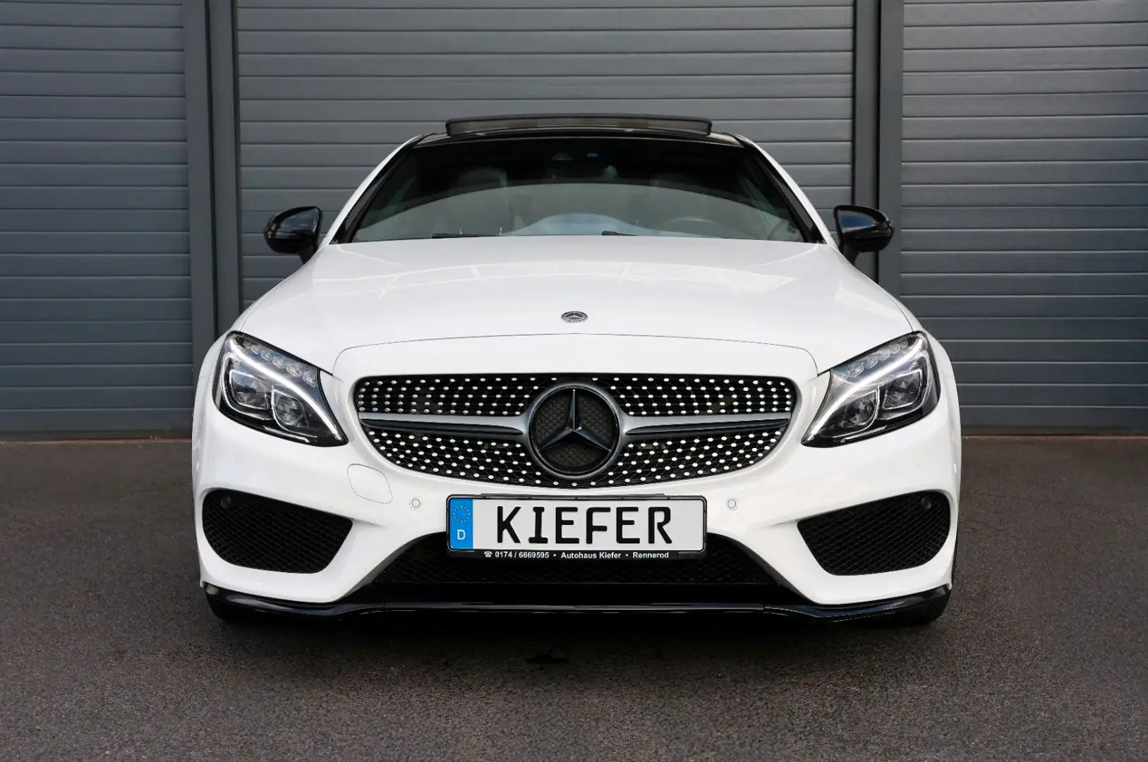 Mercedes-Benz C 220 d AMG Line/LED/PANO/BremsAssist/Ambient/R19 Weiß - 2