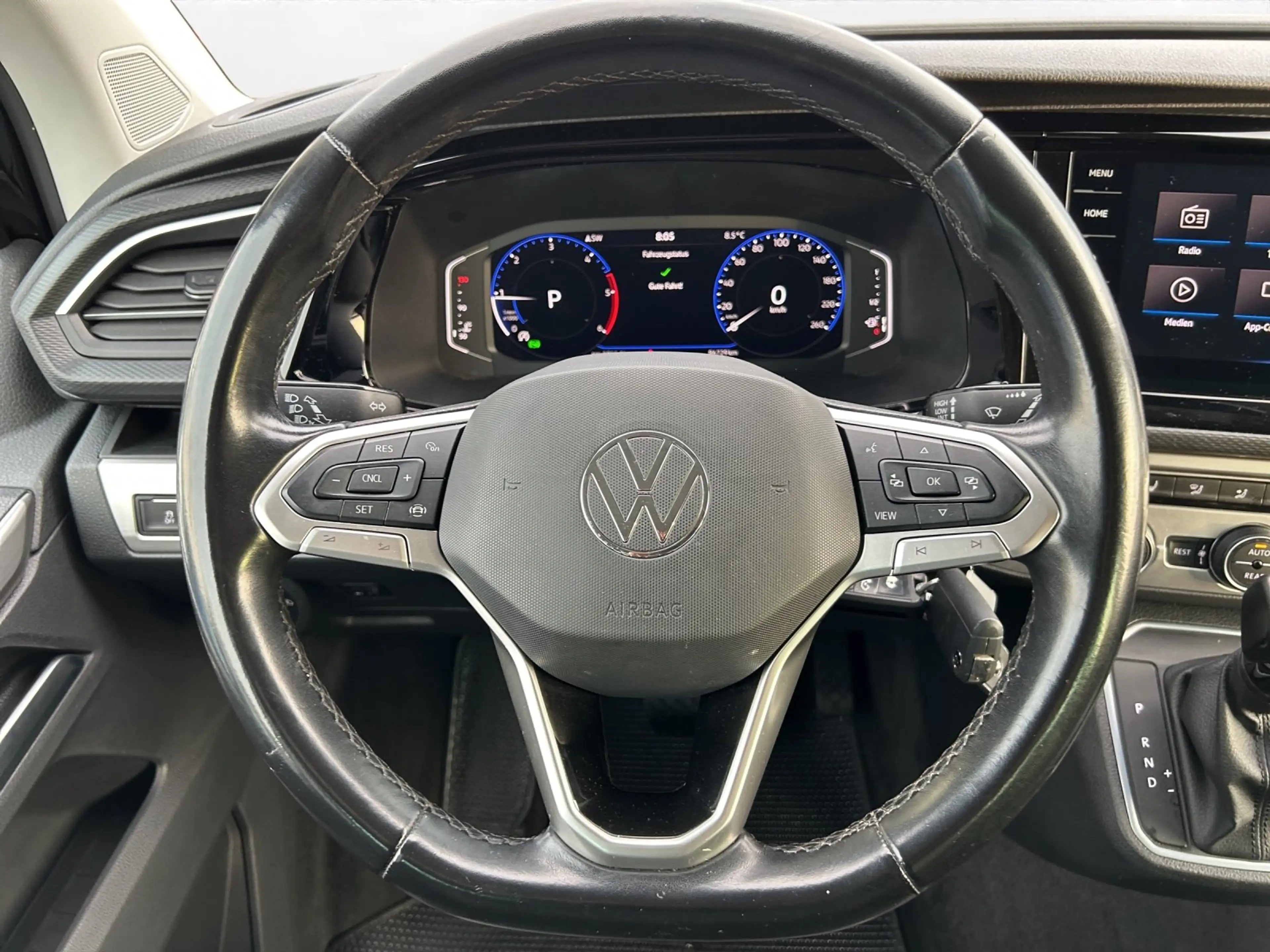 Volkswagen T6.1 Transporter Multivan 4MOTION COMFORTLINE — photo 9