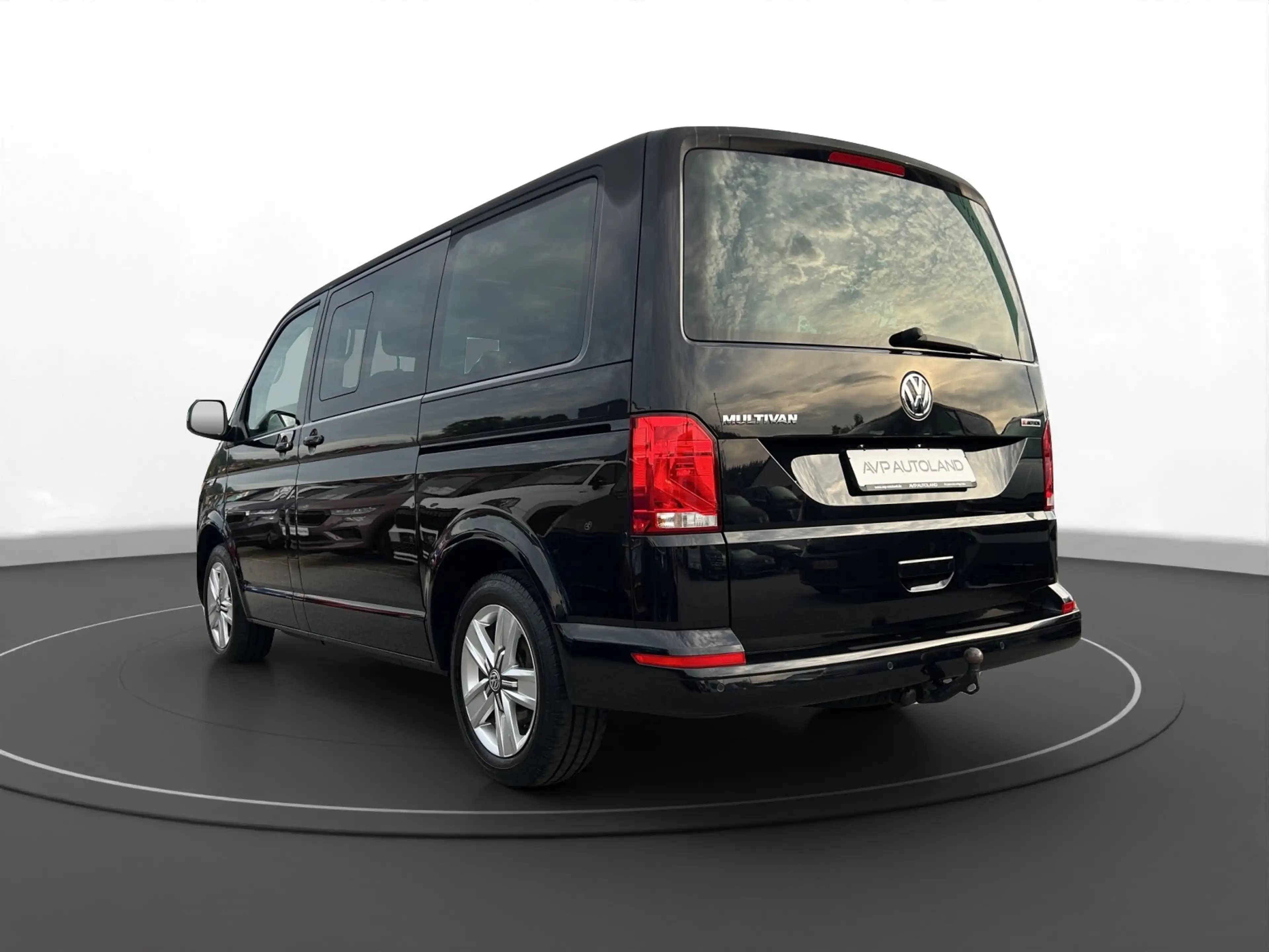 Volkswagen T6.1 Transporter Multivan 4MOTION COMFORTLINE — photo 7