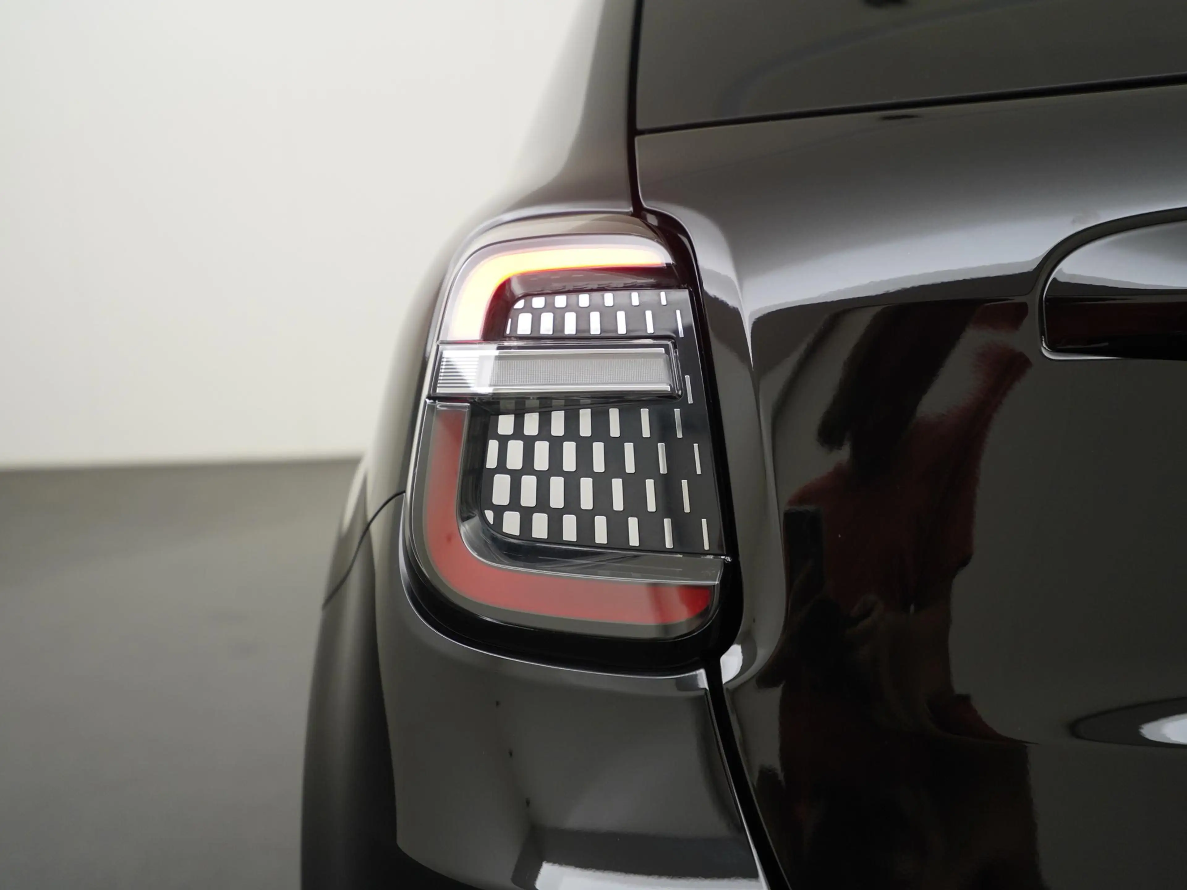 Fiat 600e La Prima 54 kWh | Stoelverwarming | Camera | ACC | — photo 28