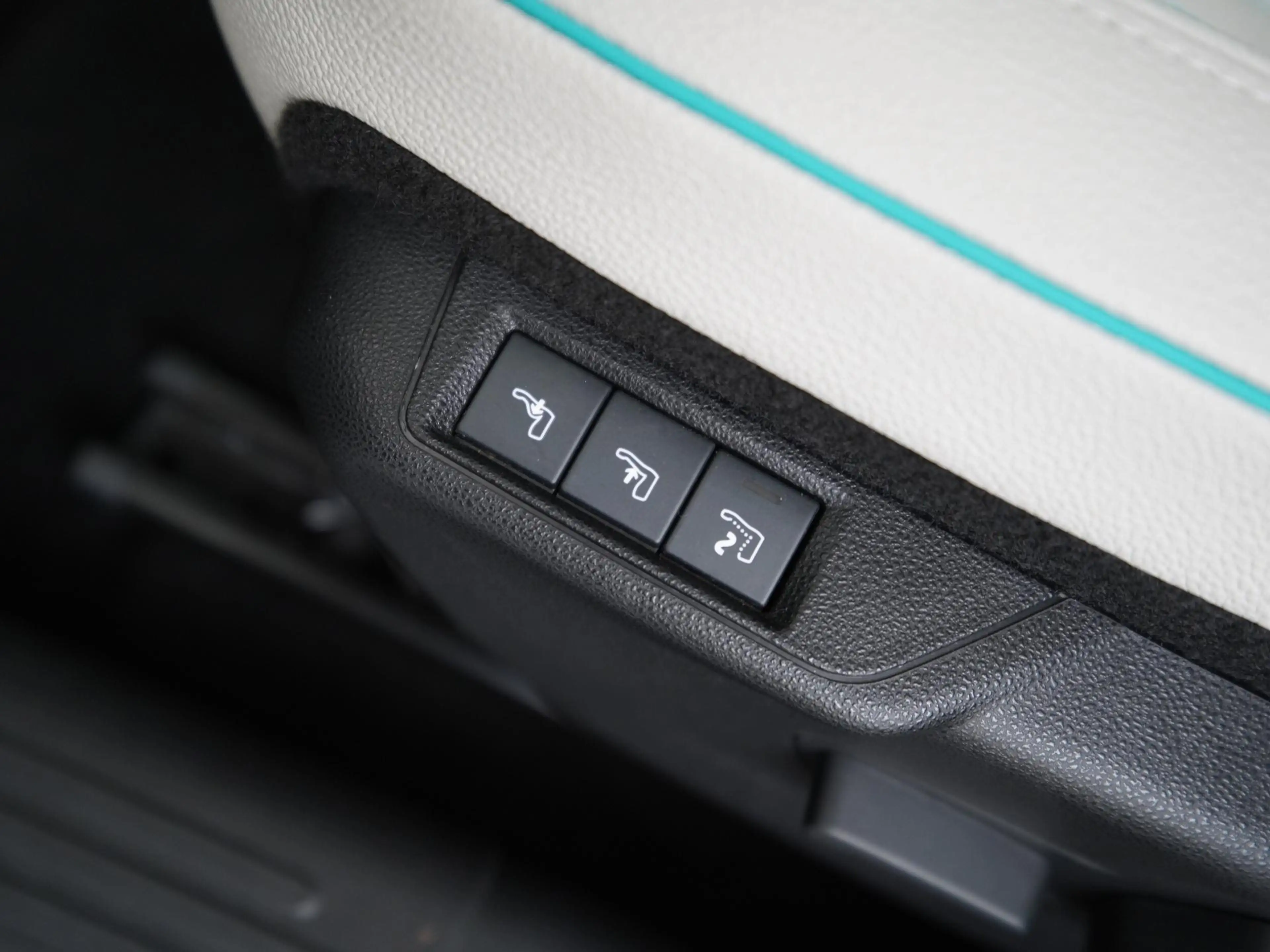 Fiat 600e La Prima 54 kWh | Stoelverwarming | Camera | ACC | — photo 43