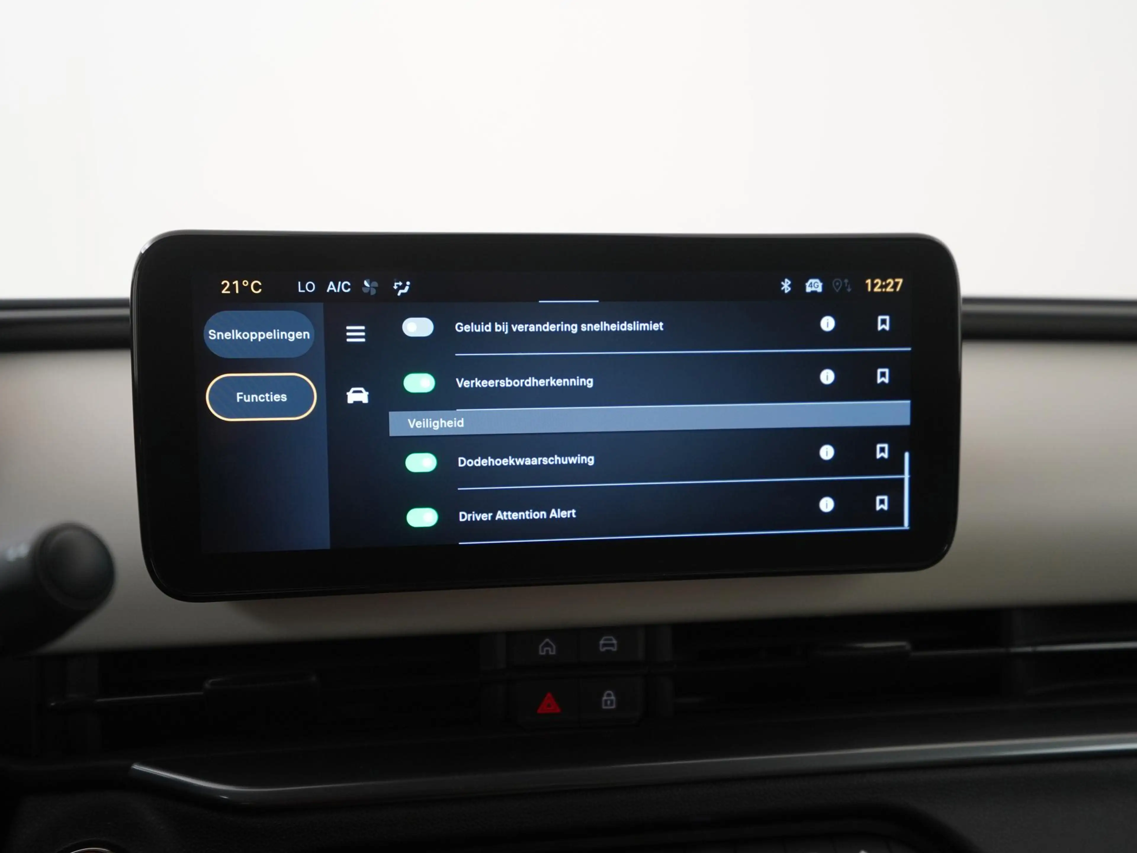 Fiat 600e La Prima 54 kWh | Stoelverwarming | Camera | ACC | — photo 25