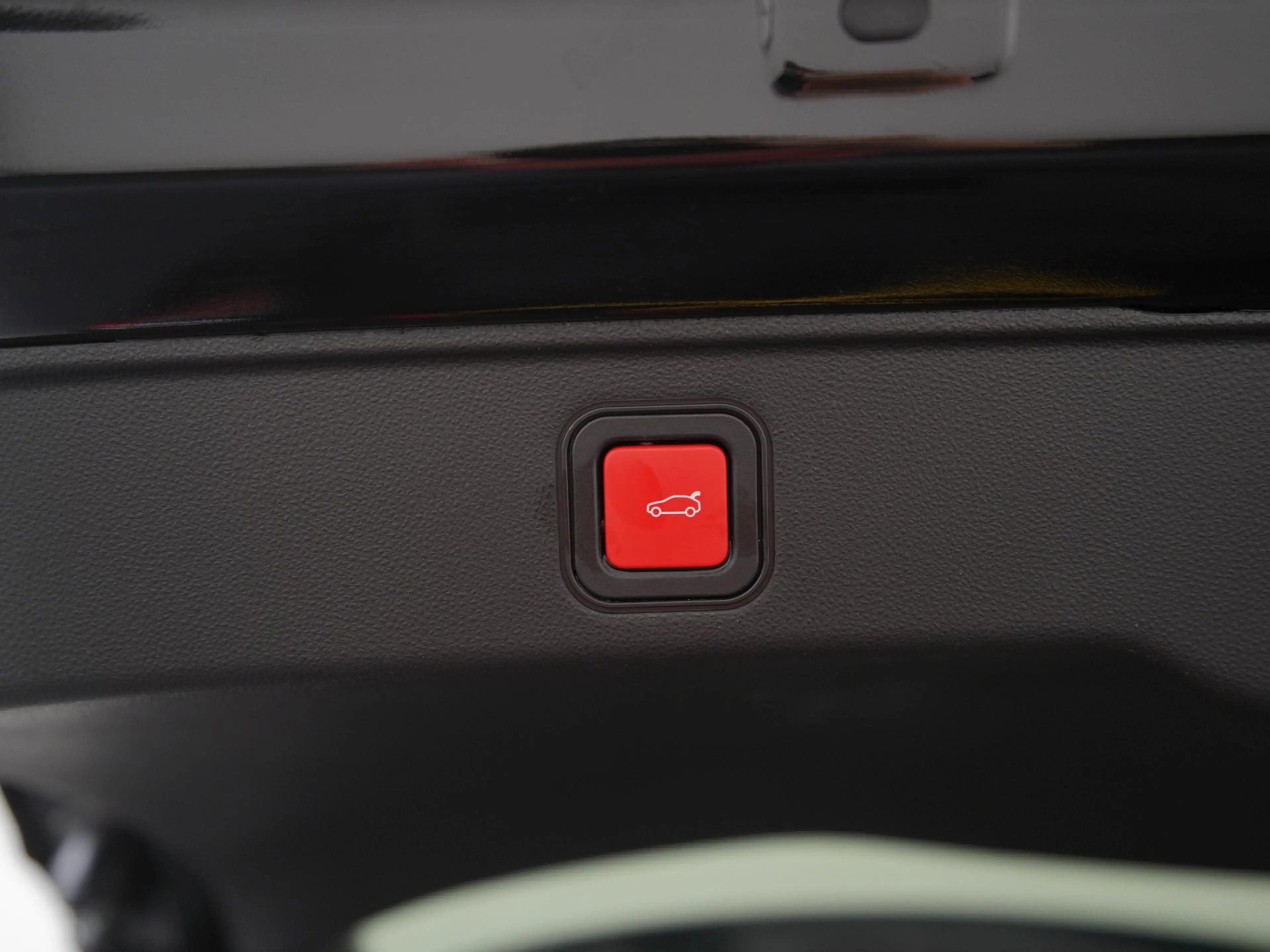 Fiat 600e La Prima 54 kWh | Stoelverwarming | Camera | ACC | — photo 33