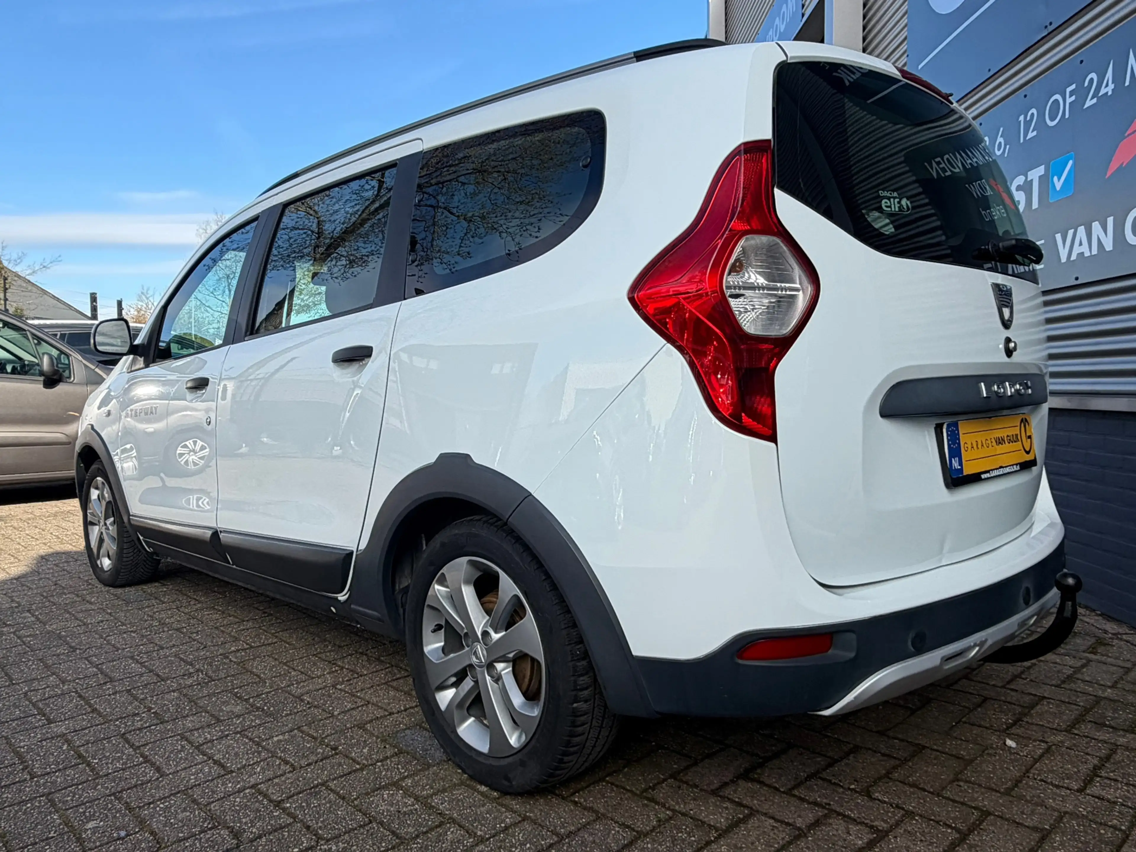 Dacia Lodgy 1.2 TCe Stepway 116PK 7Pers,Trekhaak,Navi,Airco,Cr — photo 8