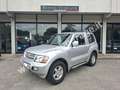 Mitsubishi Pajero 3.2 DI-D 16v 3p GLX (GANCIO TRAINO) Plateado - thumbnail 1