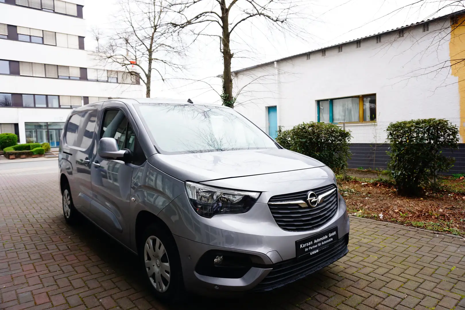 Opel Combo Edition erhöhte Nutzlast XL/ NAVI/R.KAMERA/AHK/ Grau - 2