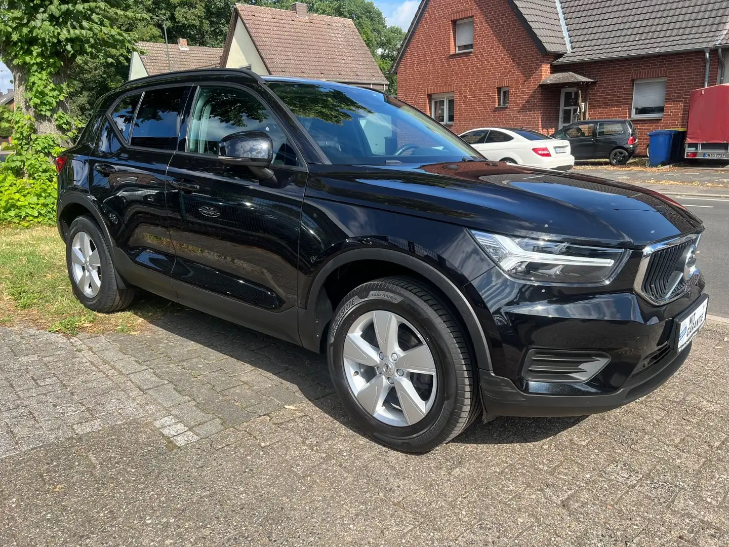 Volvo XC40 D3 Momentum 2WD 1.HD/PDC/NAVI/KAMERA Nero - 2