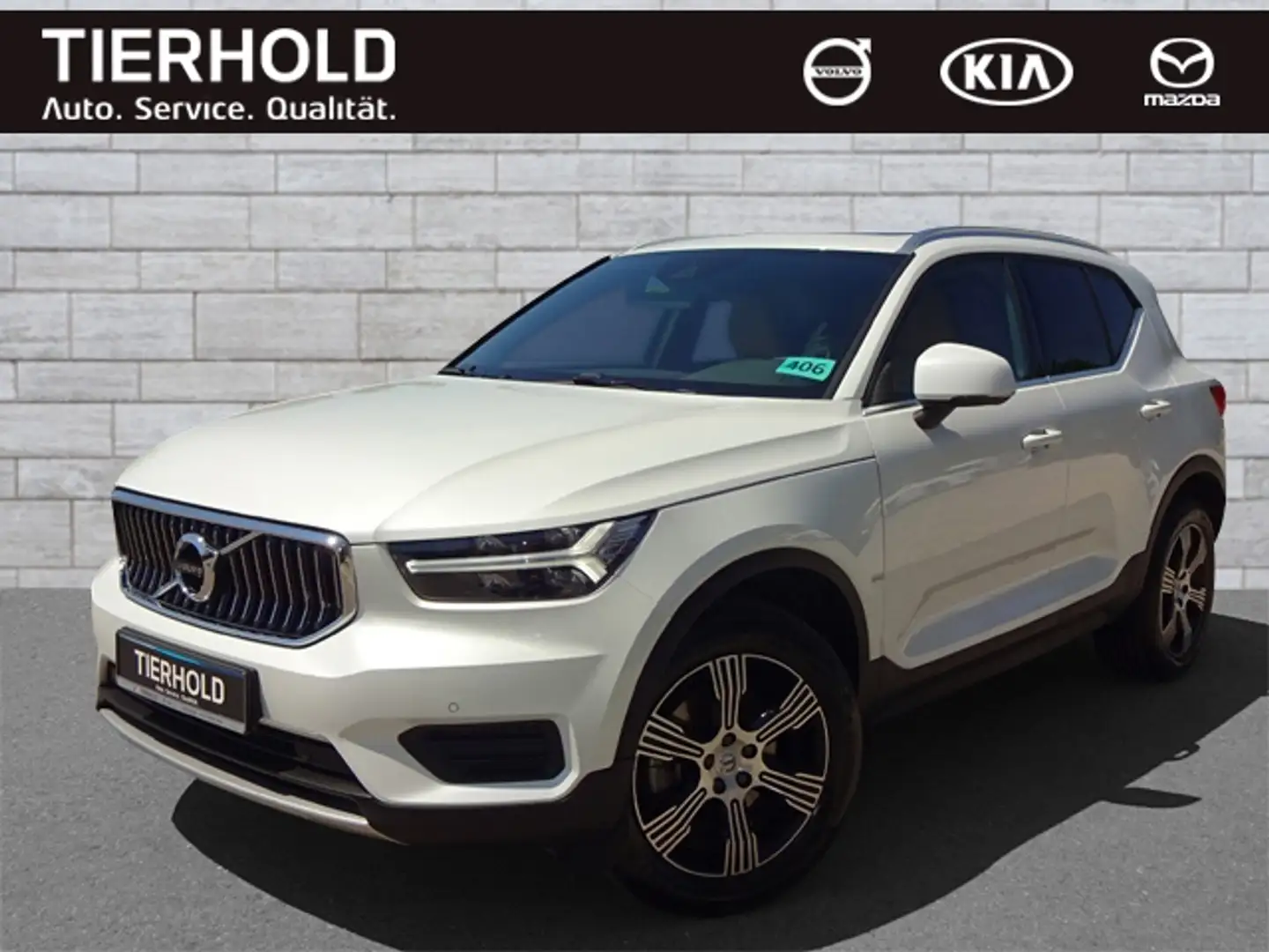Volvo XC40 B4 Inscription 2WD PANO Navi DAB Weiß - 2