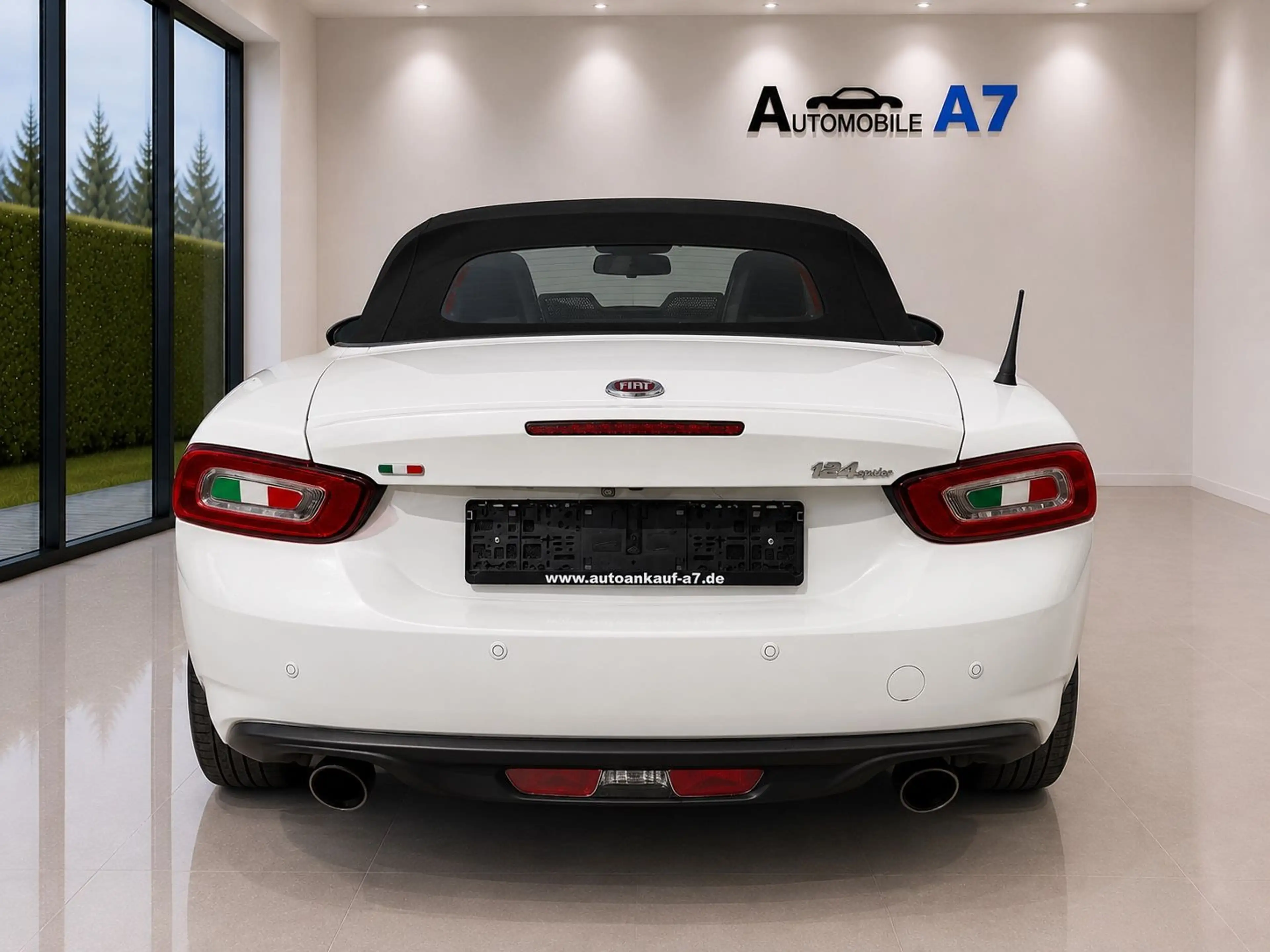 Fiat 124 Spider S-Design — photo 6