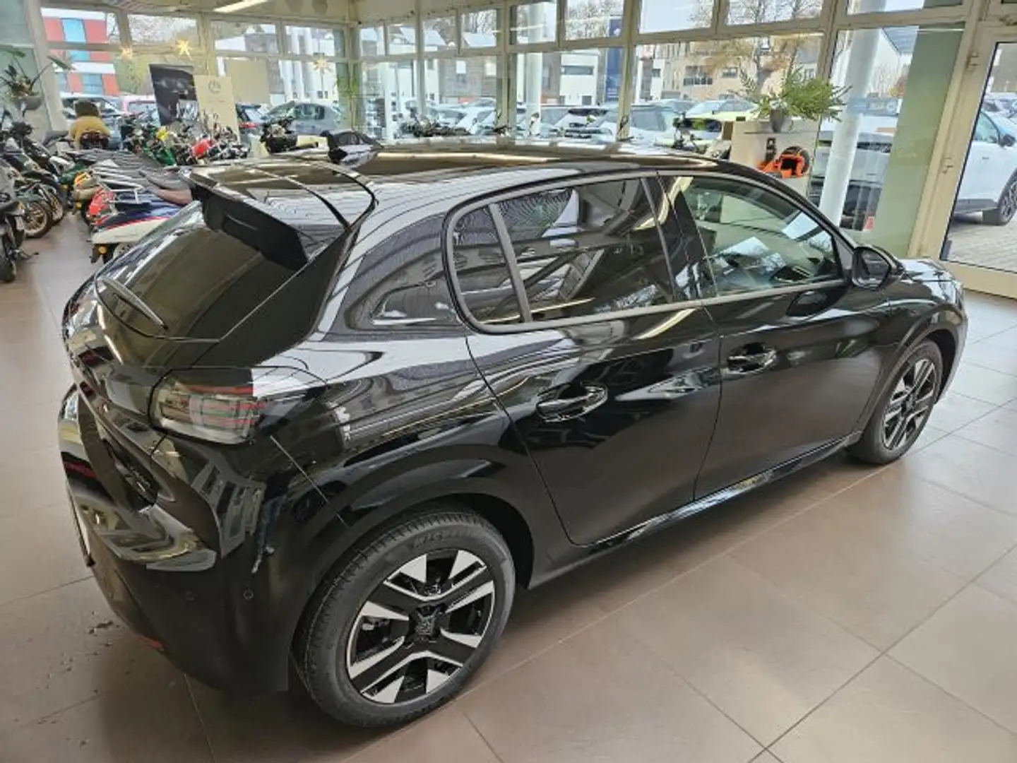 Peugeot 208 Hybrid 110 e-DSC6 Allure Noir - 2