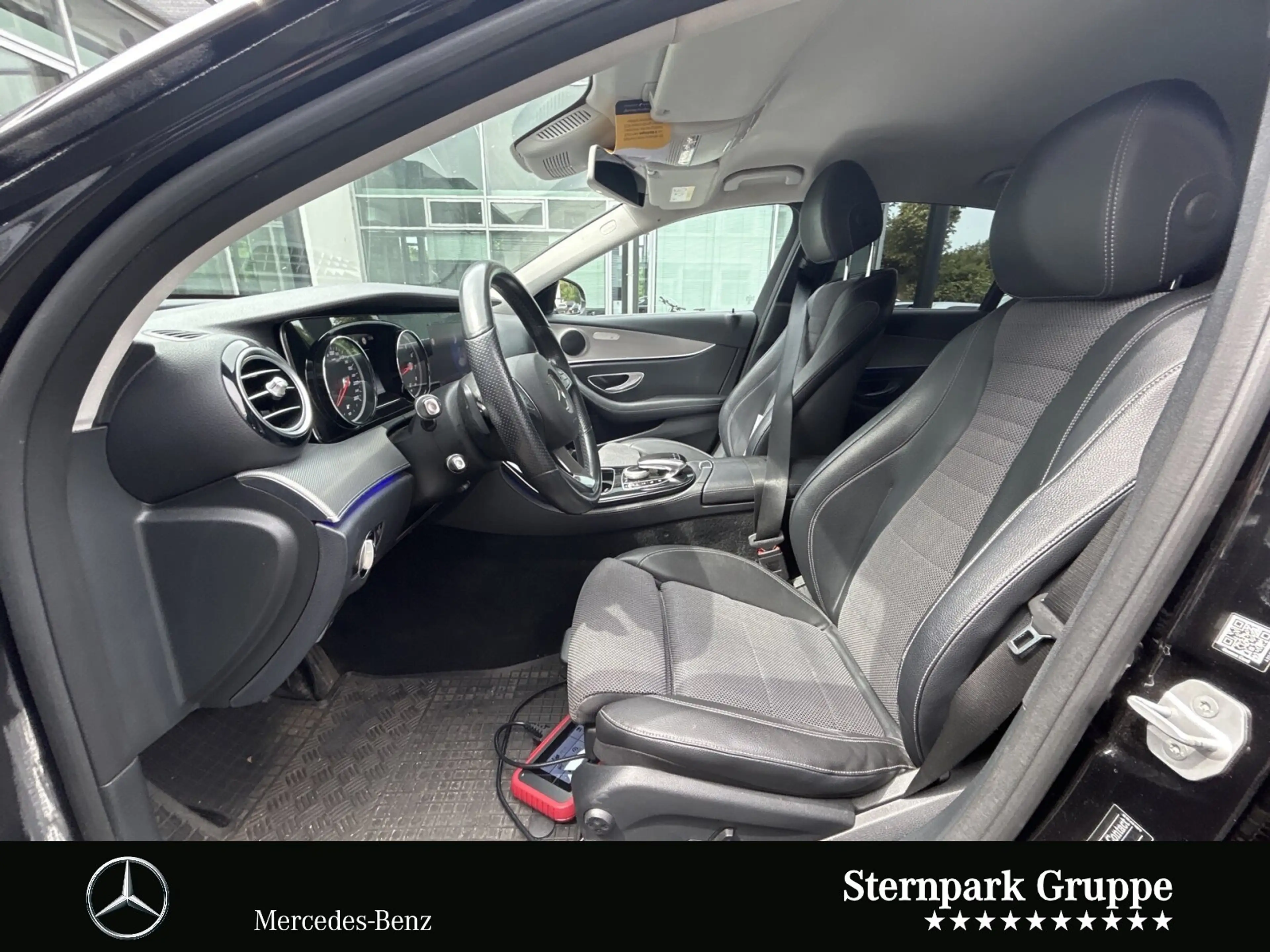 Mercedes-Benz E 200 E 200 Lim 'Händlerfahrzeug'Avantgarde' COMAND APS — photo 4