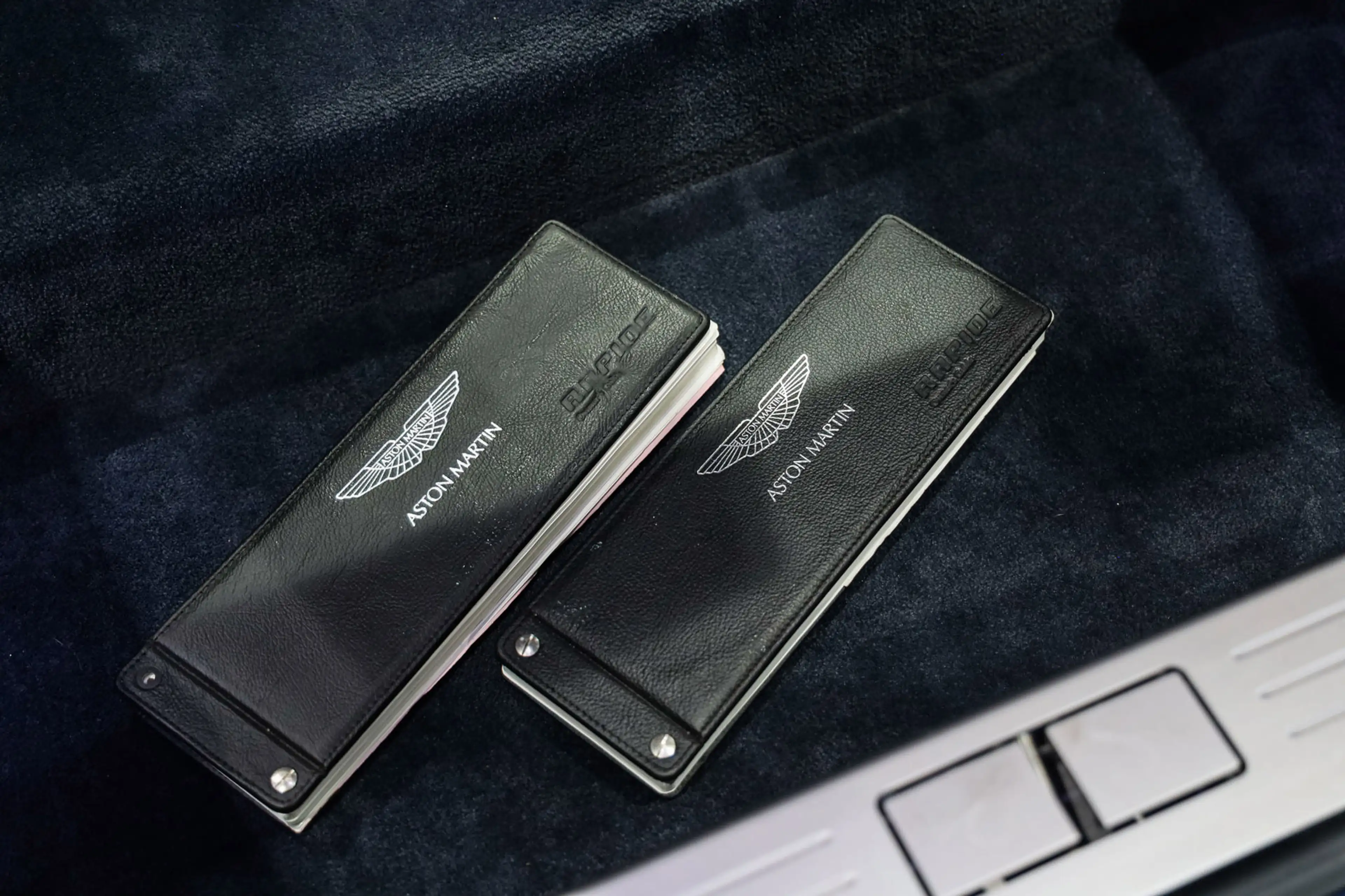Aston Martin Rapide 6.0 V12, 476 PK, Youngtimer, 4/Seats, B&O/Geluid, — photo 41