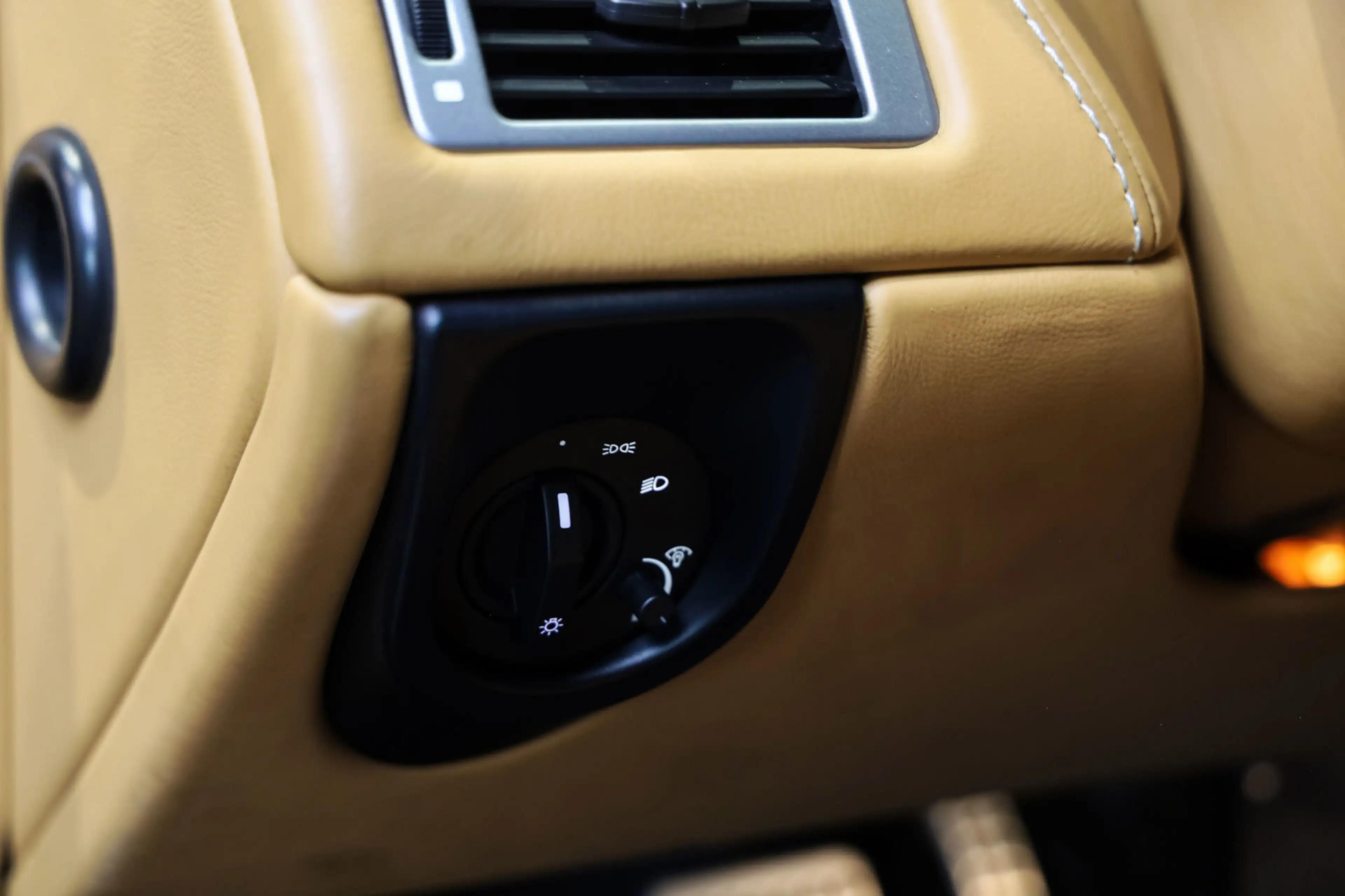 Aston Martin Rapide 6.0 V12, 476 PK, Youngtimer, 4/Seats, B&O/Geluid, — photo 26