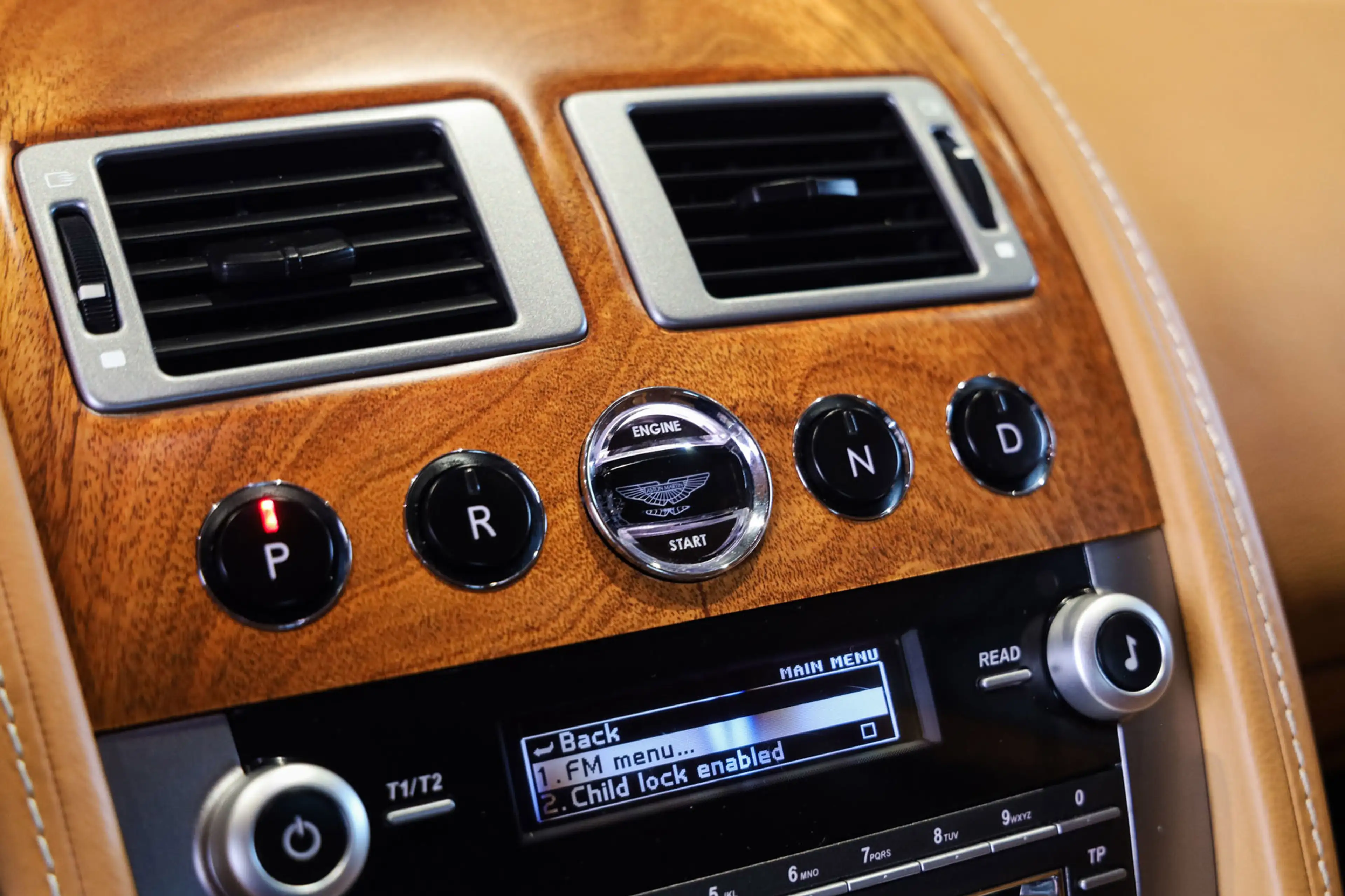 Aston Martin Rapide 6.0 V12, 476 PK, Youngtimer, 4/Seats, B&O/Geluid, — photo 18