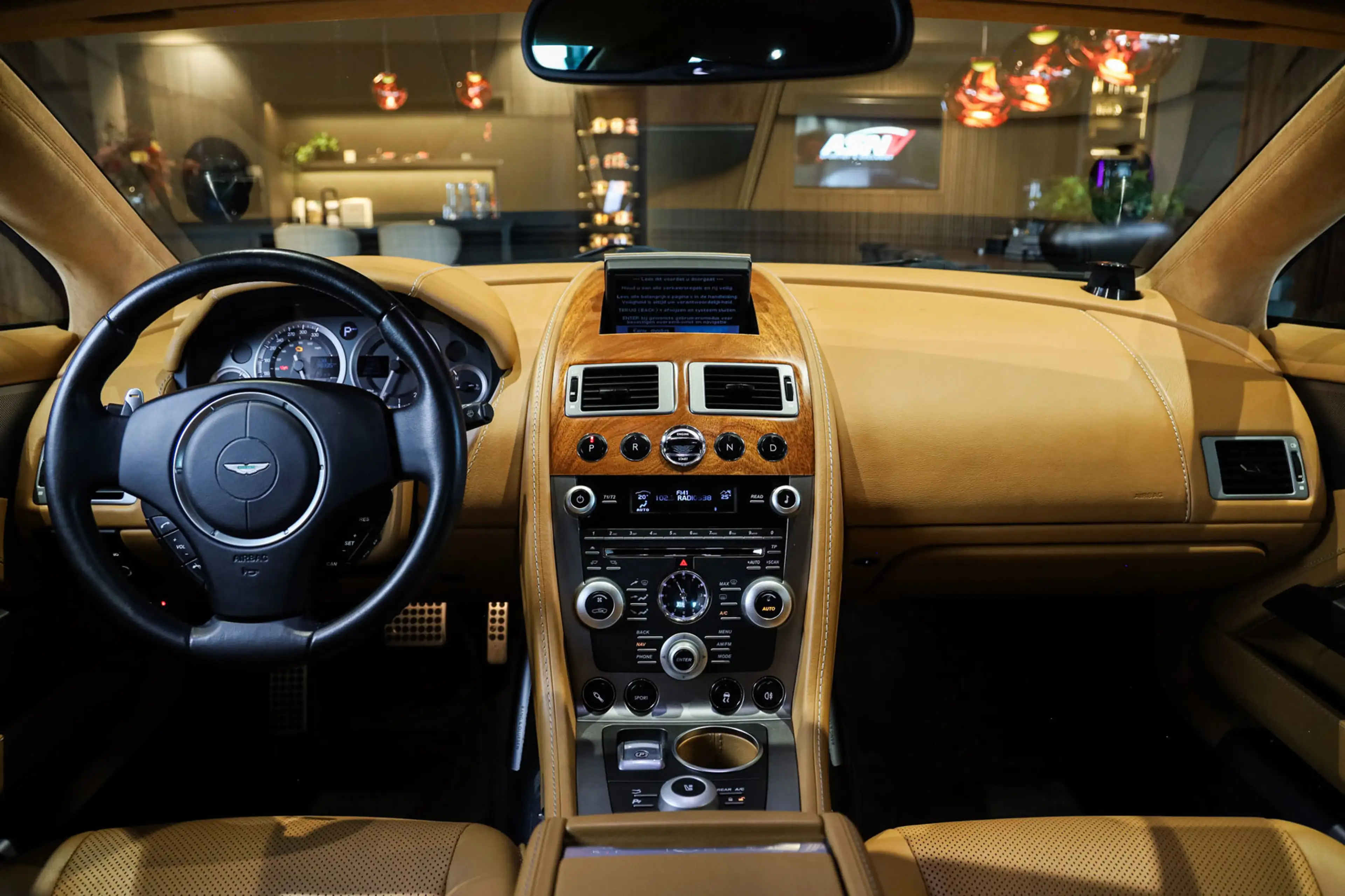 Aston Martin Rapide 6.0 V12, 476 PK, Youngtimer, 4/Seats, B&O/Geluid, — photo 4