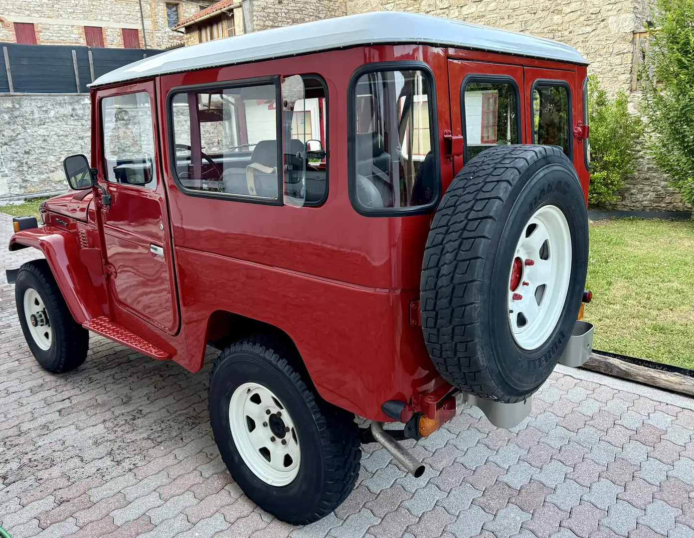 Toyota Land Cruiser BJ40 CONCOURS CONDITIONS- 6 PLACES Rouge - 2