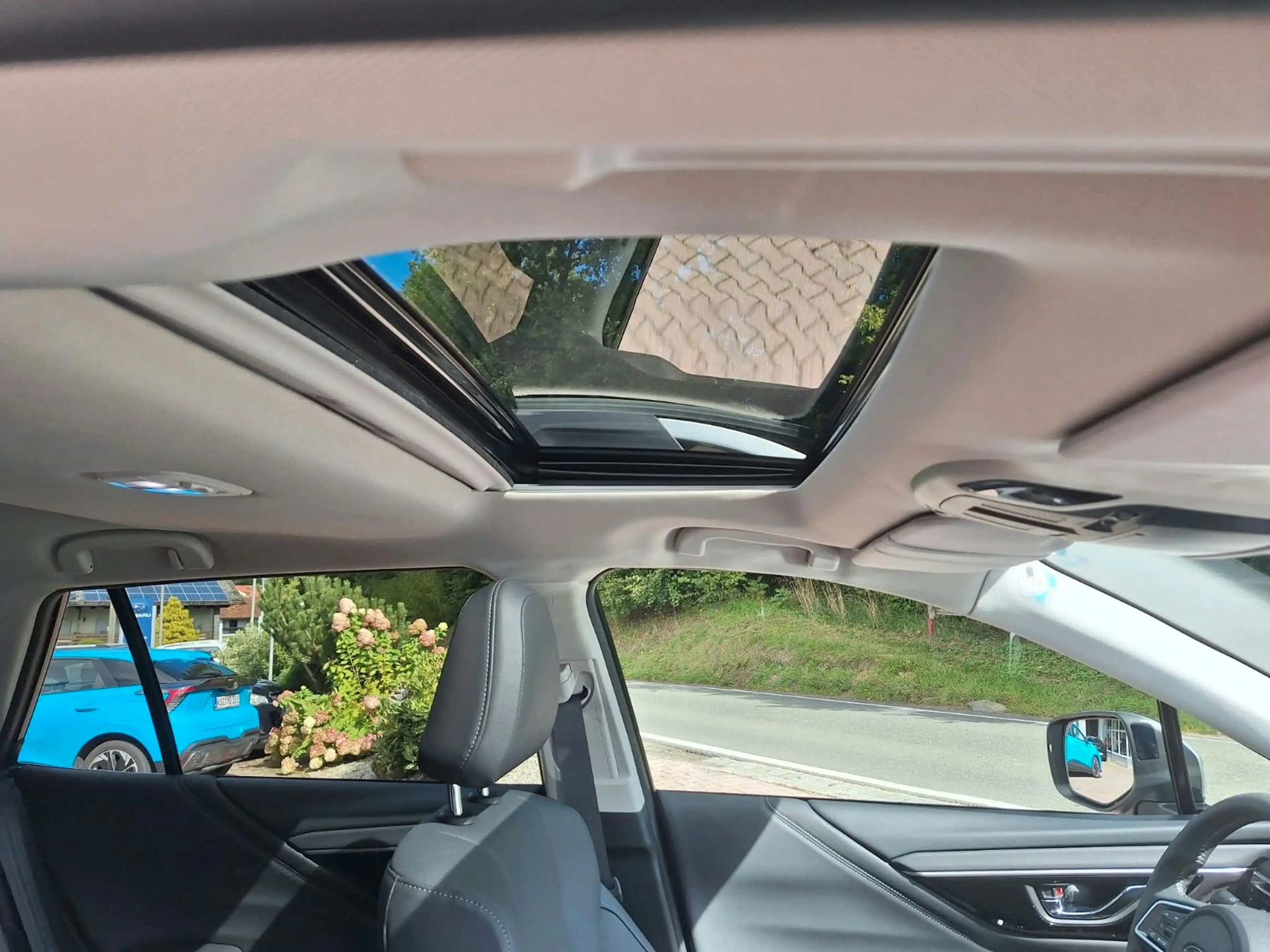 Subaru OUTBACK 2.5i Platinum Lineartronic, Gasanlage — photo 7
