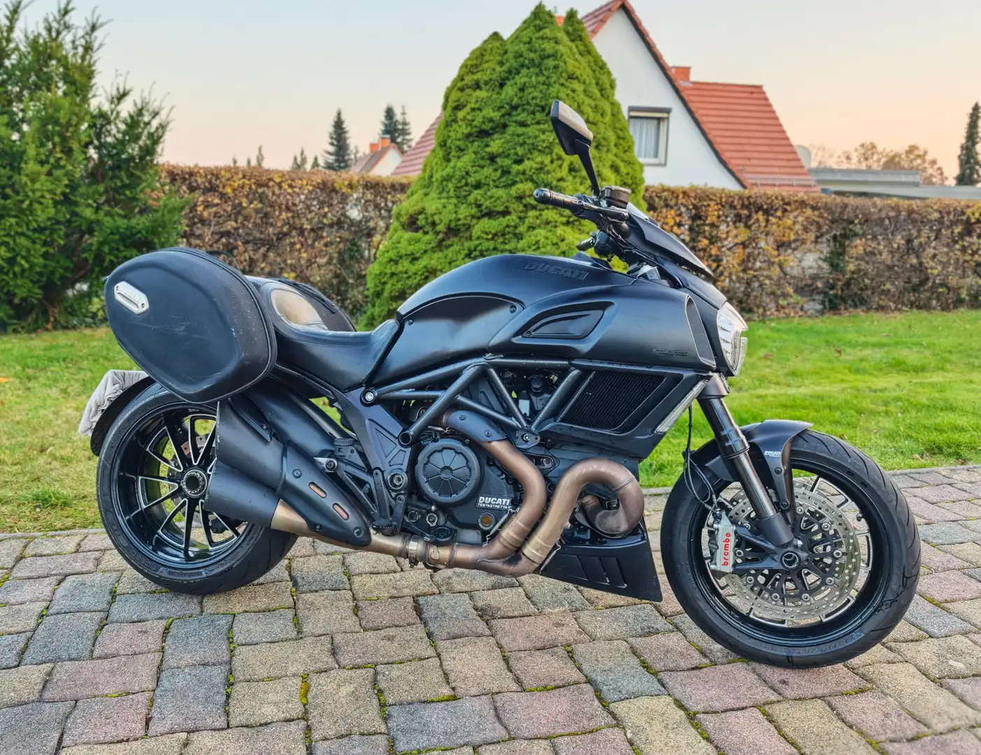 Ducati Diavel Negro - 2