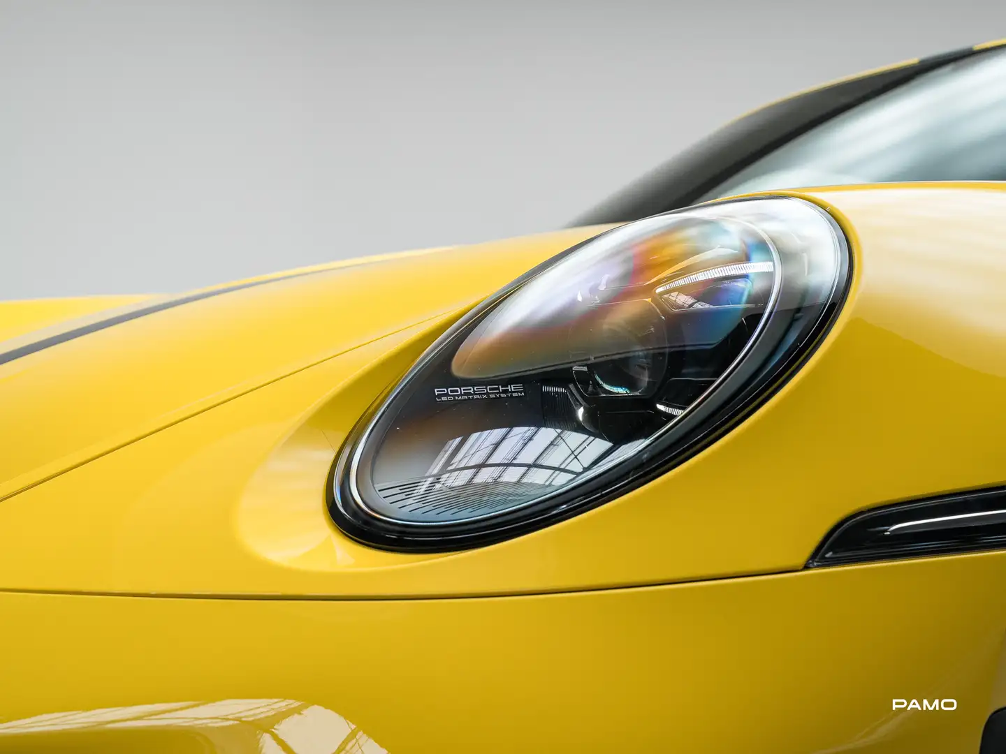 Porsche 992 Porsche 992.1 GT3 | racinggelb Gelb - 2