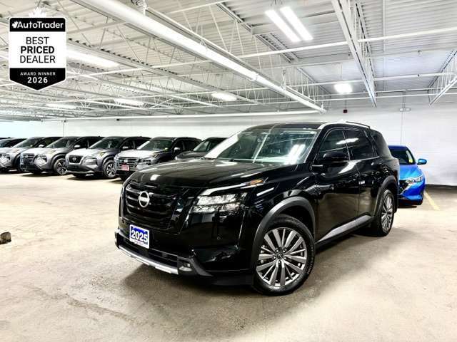 2025 Nissan Pathfinder SL 4WD
