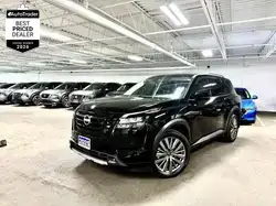 2025 Nissan Pathfinder SL 4WD