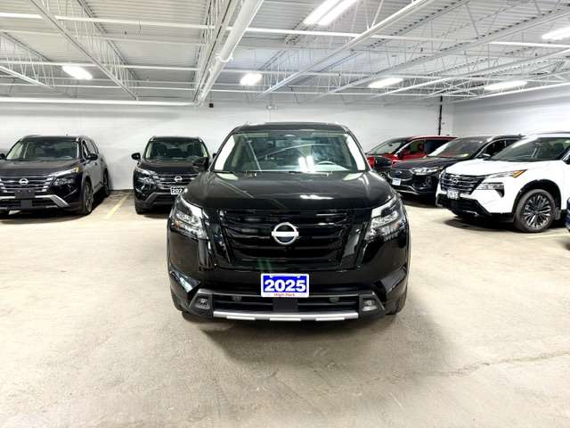 2025 Nissan Pathfinder SL 4WD — снимка 3