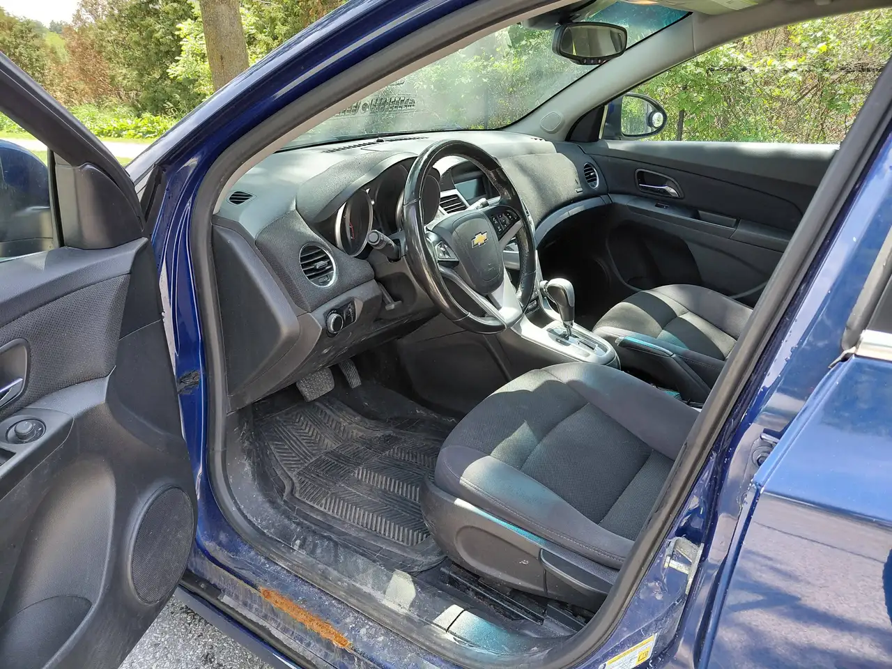 Chevrolet Cruze photo Chevrolet Cruze