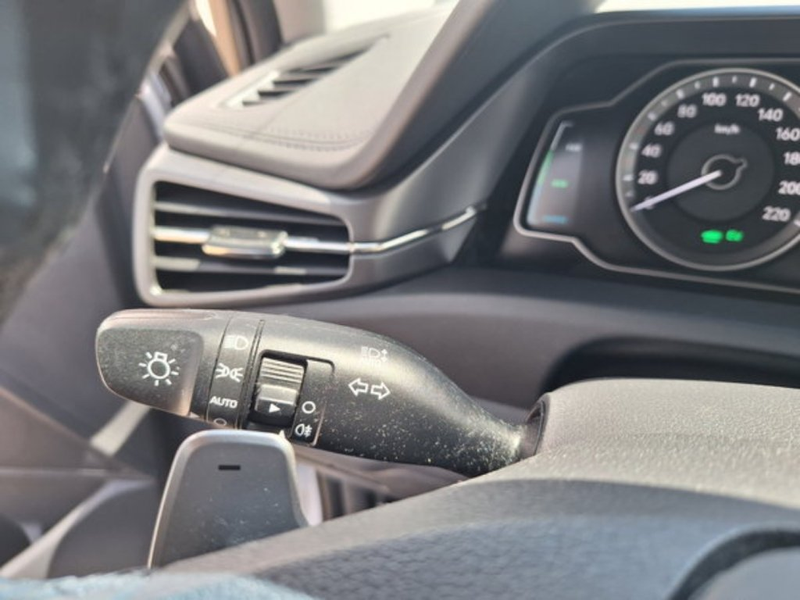 Hyundai IONIQ 1,6 GDi HEV Entry  i0h30t — photo 13