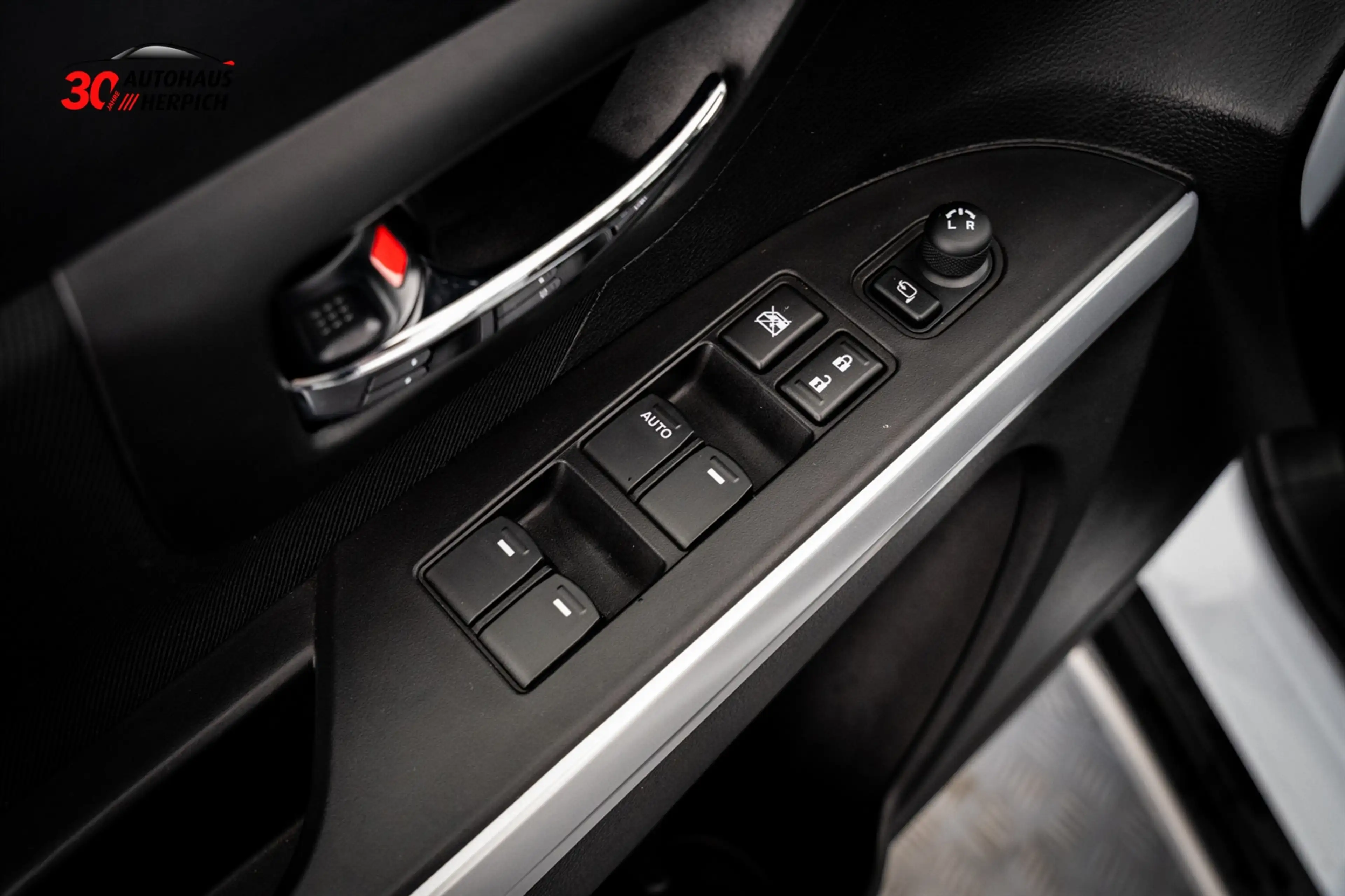 Suzuki SX4 S-Cross 1.4 Hybrid 2WD Comfort+ LED NAVI PDC — photo 10