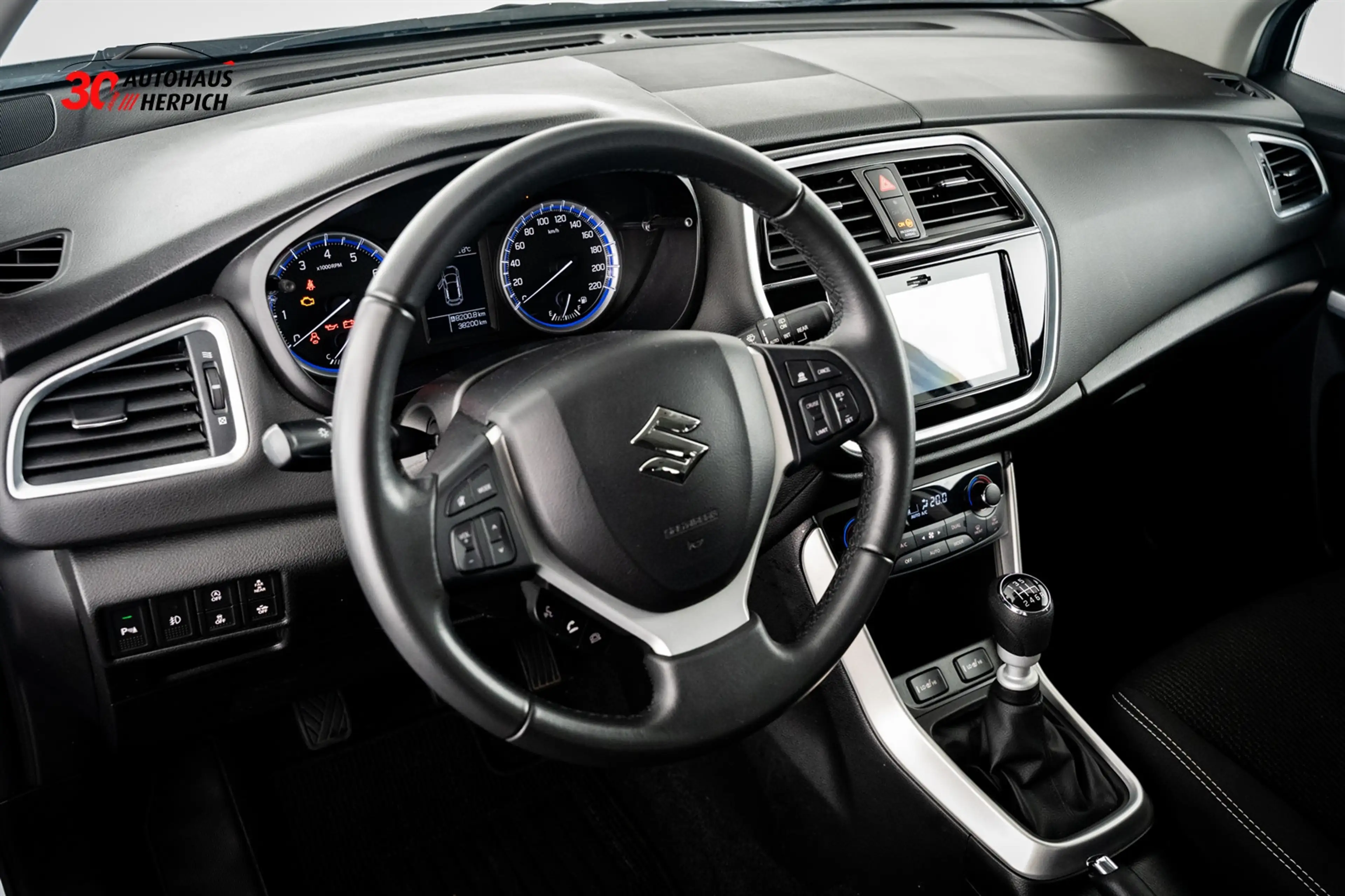 Suzuki SX4 S-Cross 1.4 Hybrid 2WD Comfort+ LED NAVI PDC — photo 8
