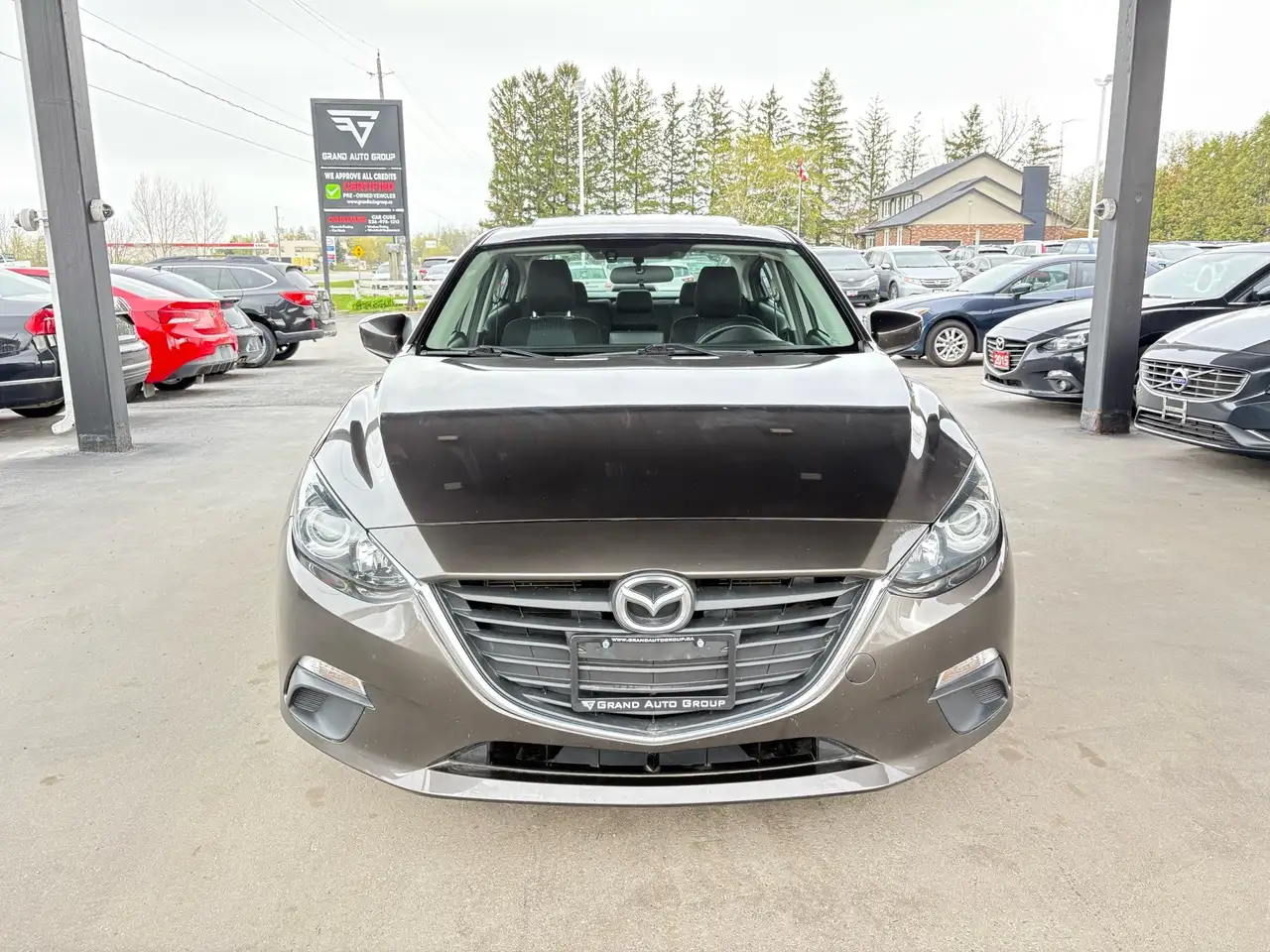 Mazda 3 снимка Mazda 3