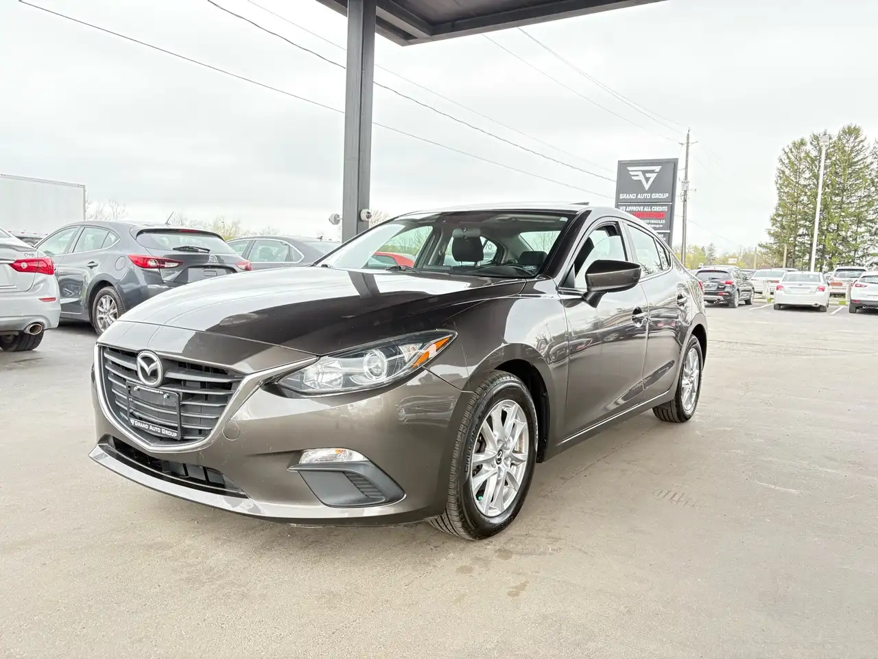 Mazda 3 снимка Mazda 3