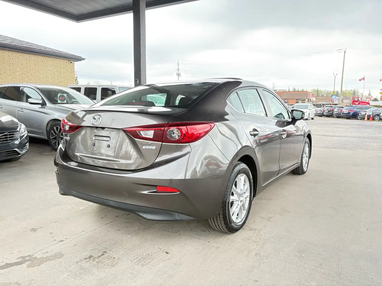 Mazda 3 снимка Mazda 3