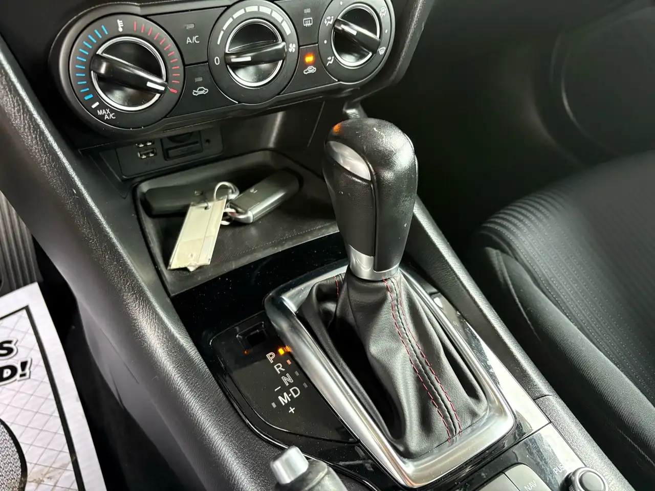 Mazda 3 снимка Mazda 3