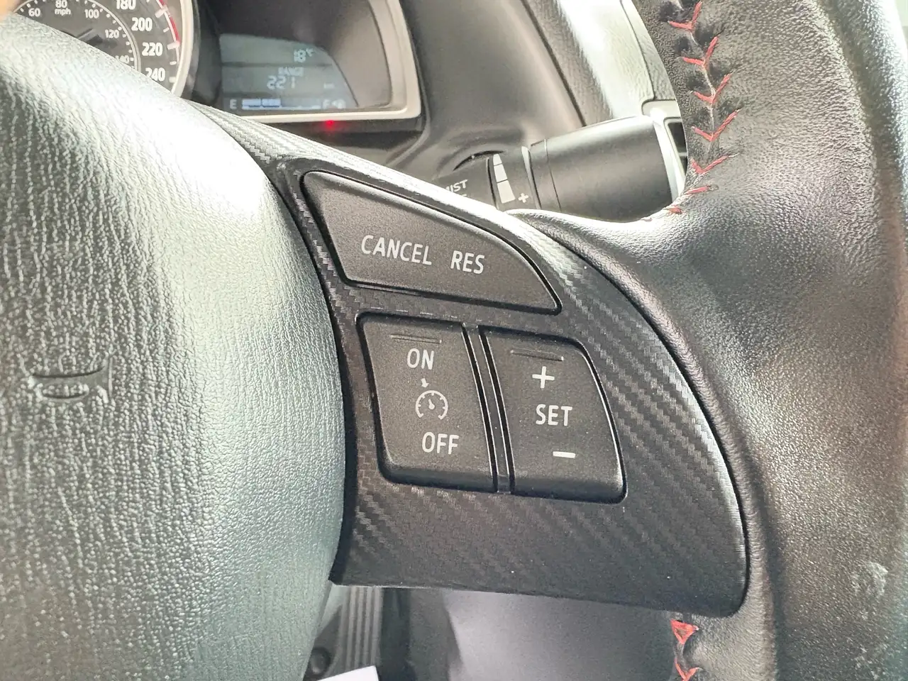 Mazda 3 снимка Mazda 3