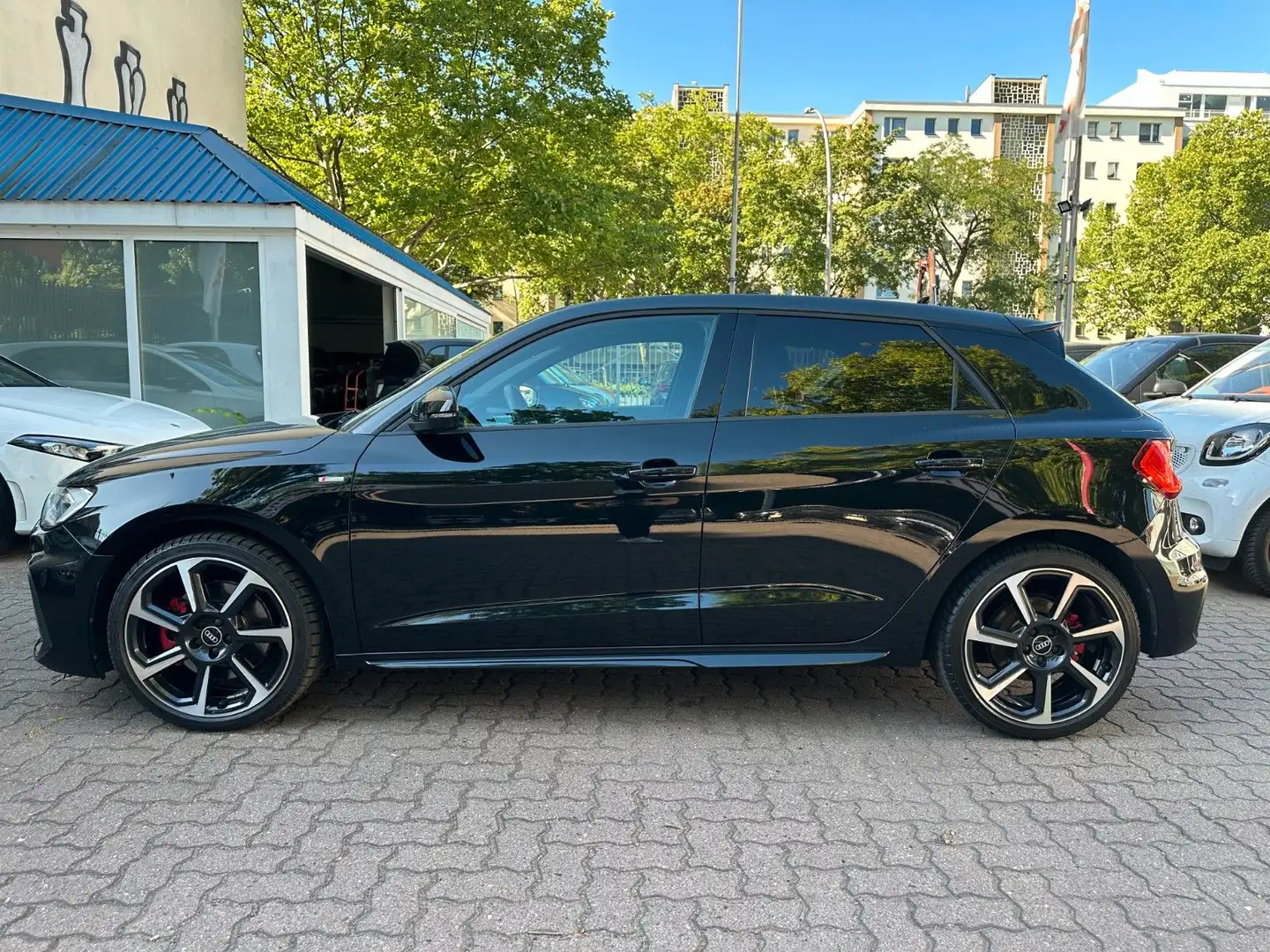 Audi A1 35 TFSI S line*LEDER*NAVI*LED*MMI*B&O*APS+ Noir - 2