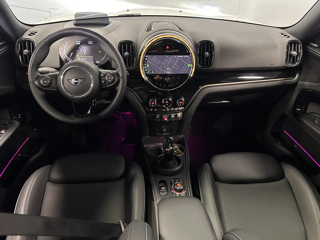 MINI Countryman снимка MINI Countryman