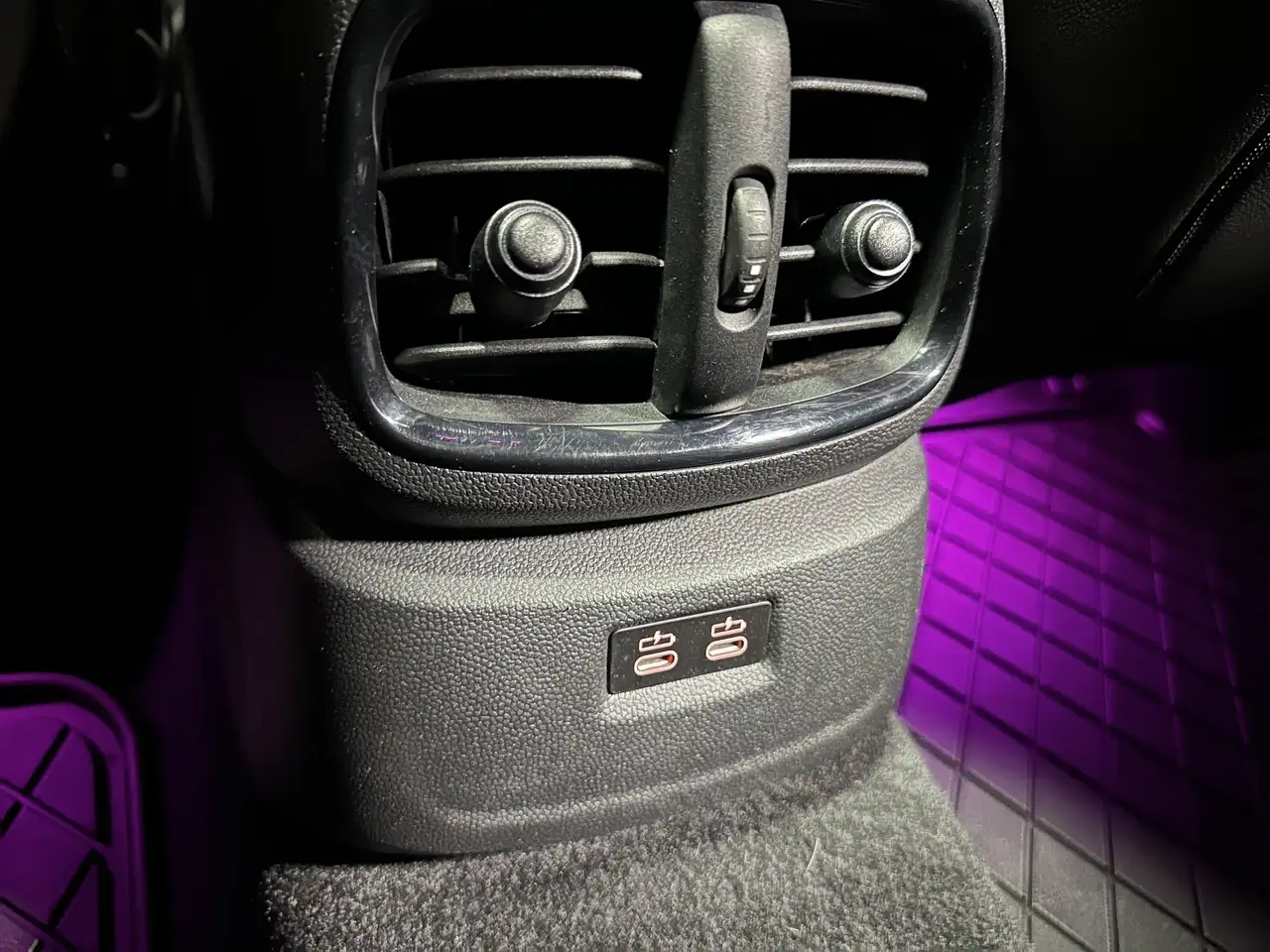 MINI Countryman снимка MINI Countryman
