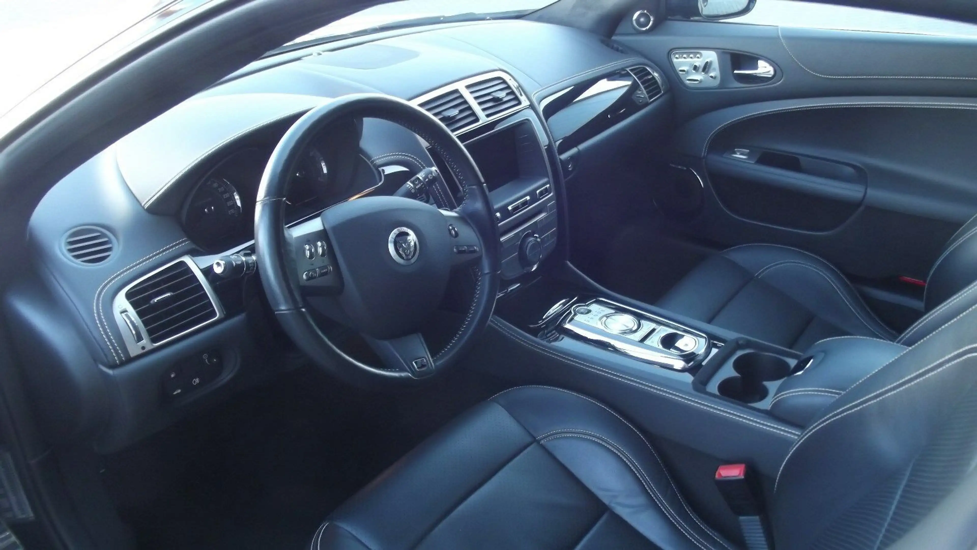 Jaguar XKR 5.0 " 75" LIMITED 530 PS,1.Hand, wie neu — photo 8