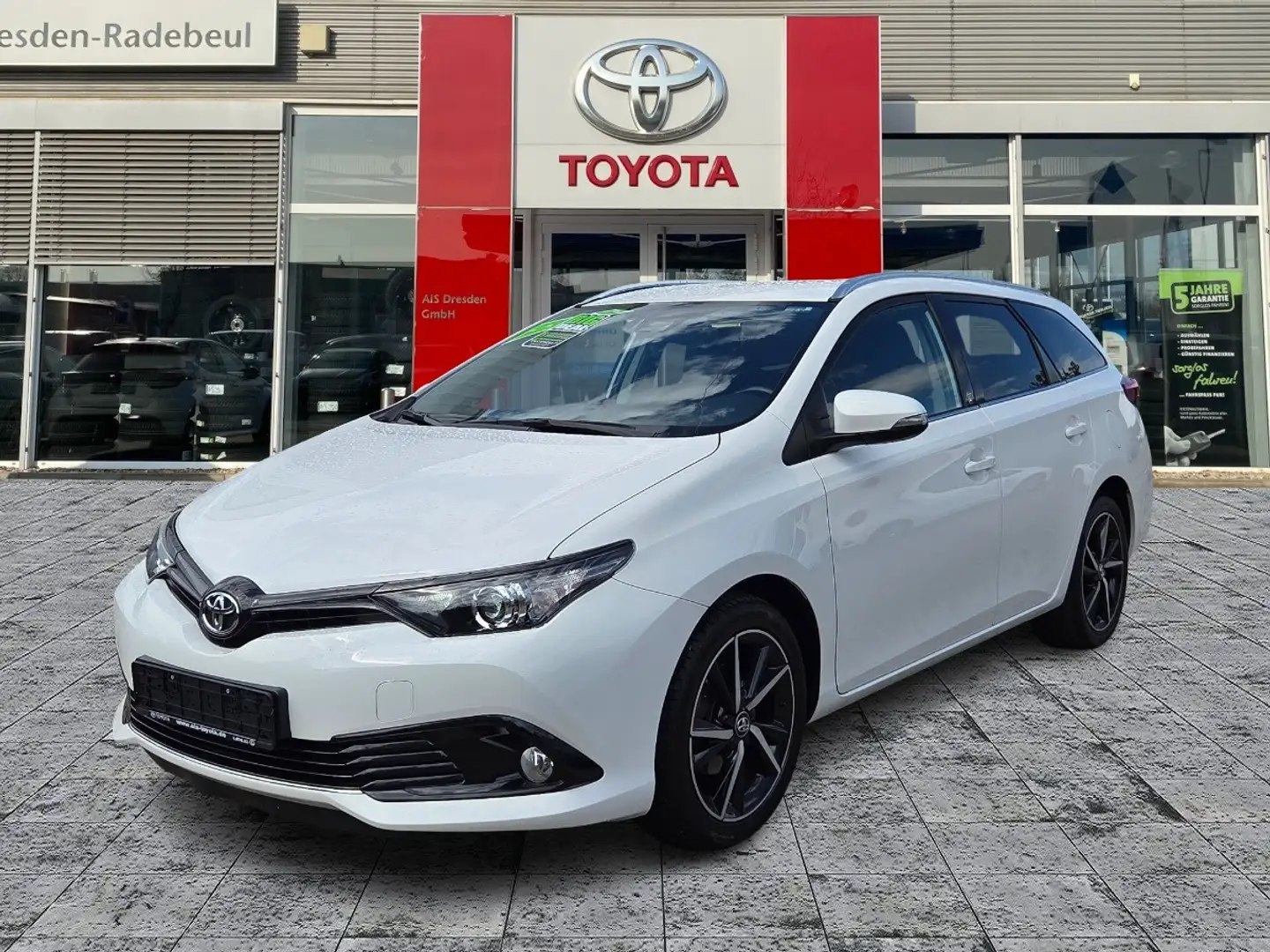 Toyota Auris Touring Sports 1.2 Turbo Team D Kamera Blanc - 2