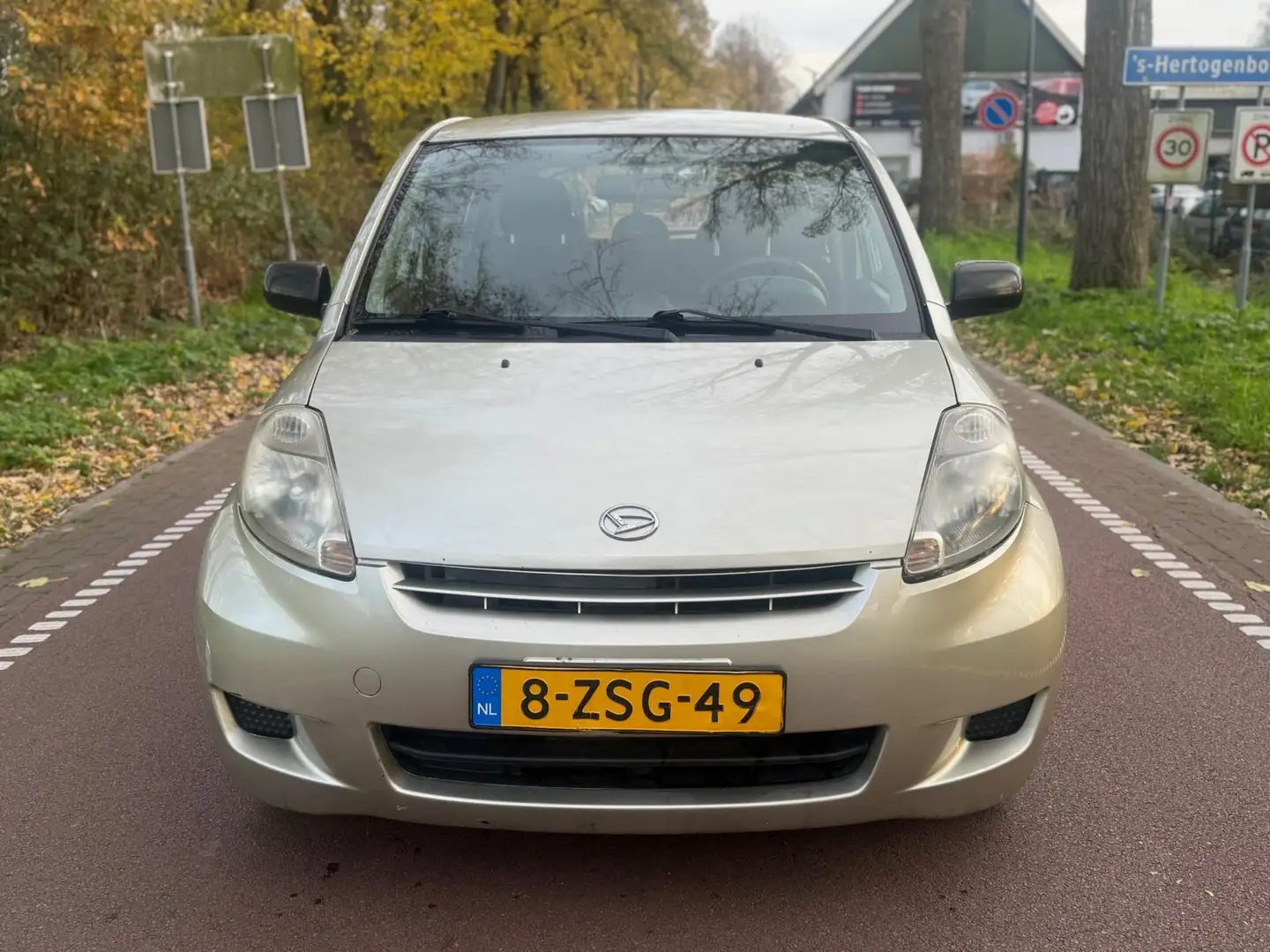 Daihatsu Sirion 2 1.0-12V Trend NWE APK!5DEURS!KOOPJE! Geel - 2