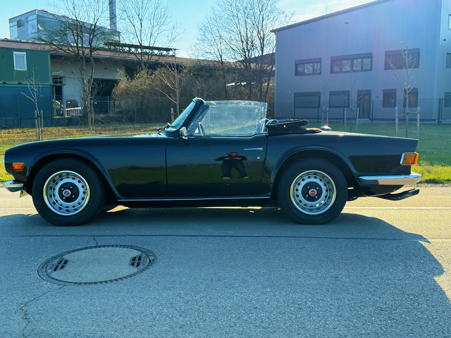 Triumph TR6 Blau - 2