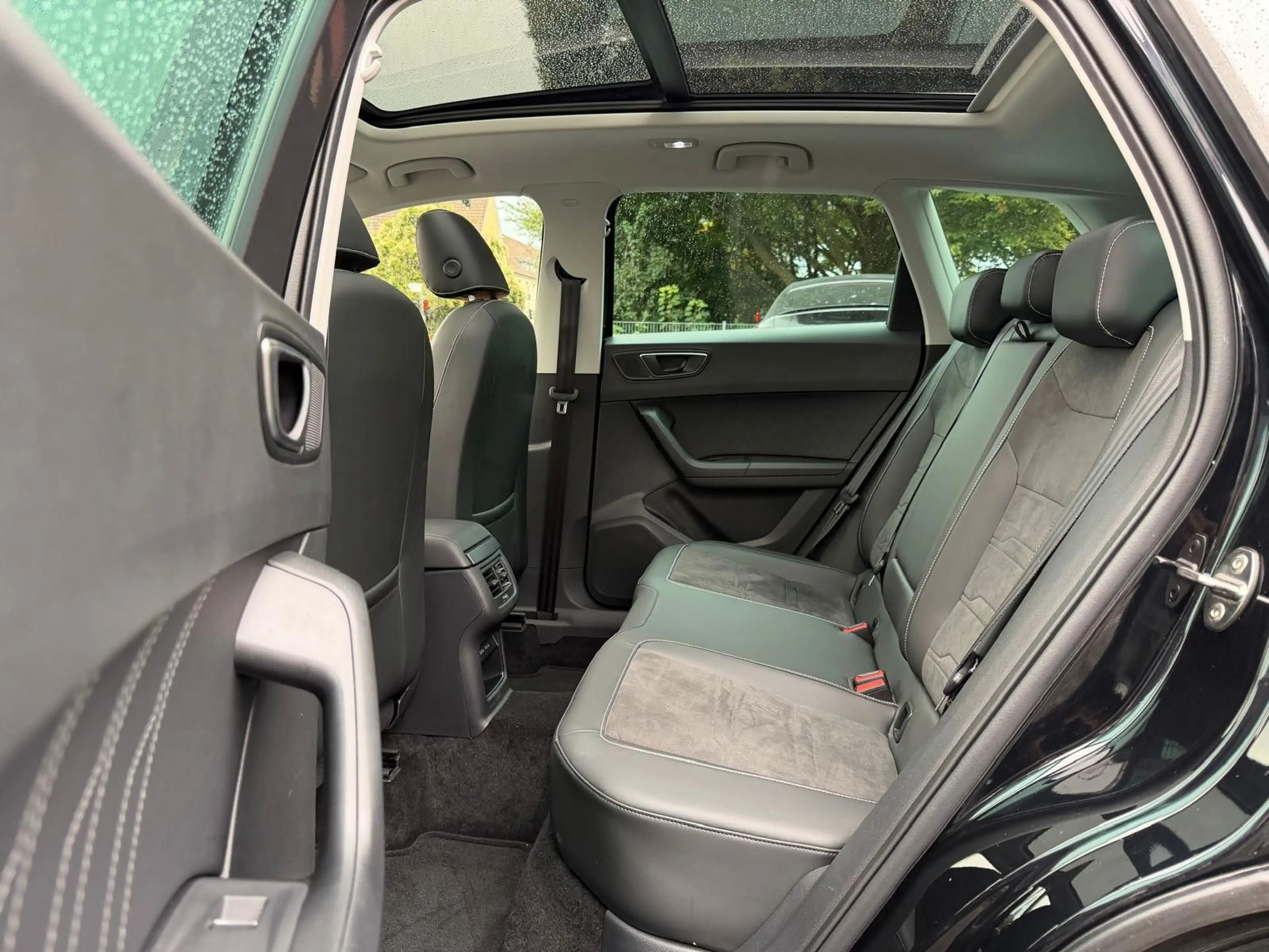 SEAT Ateca 2.0 TDI Xperience 4Drive Pano-360-AHK-LED- — photo 10