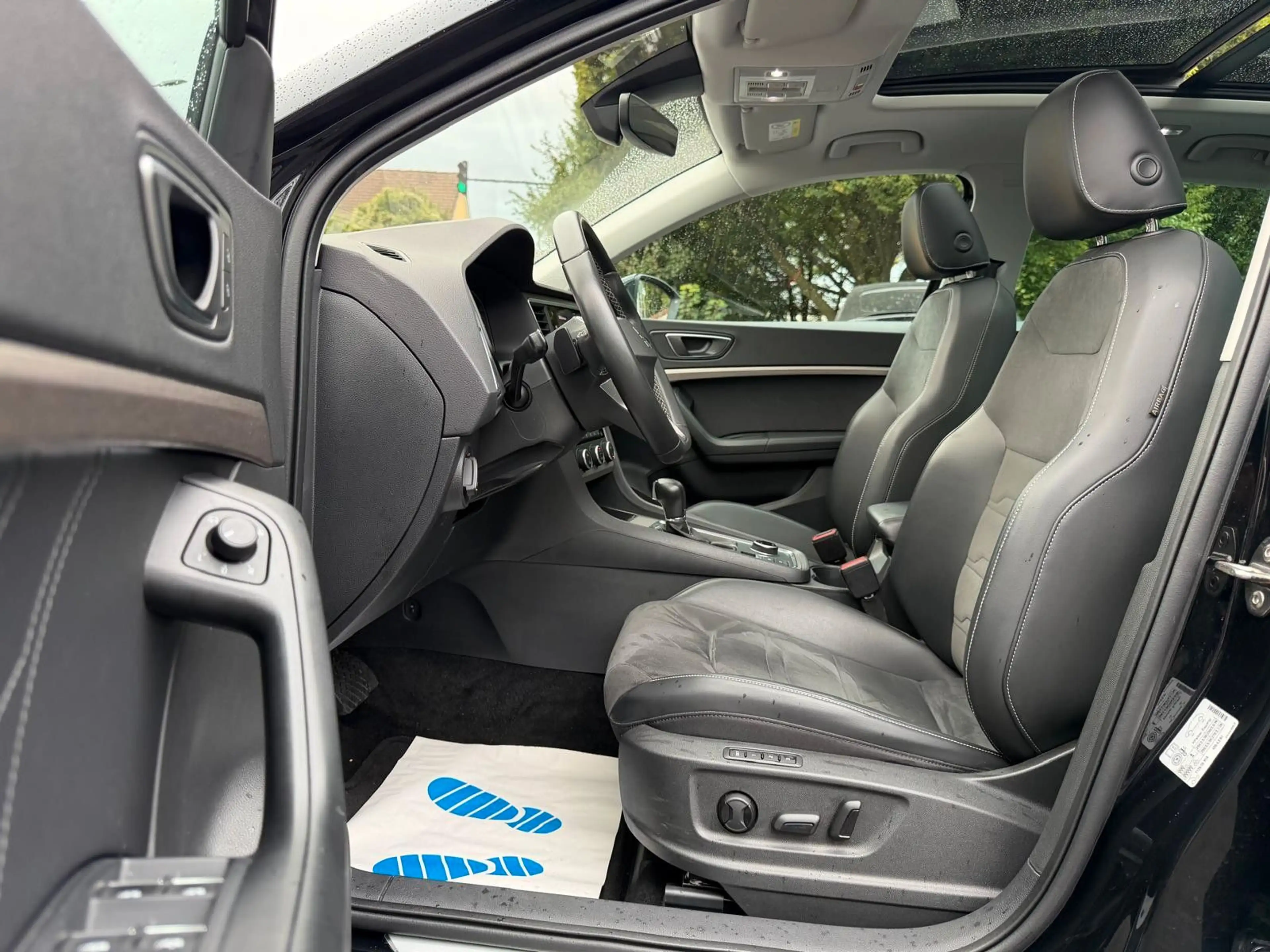 SEAT Ateca 2.0 TDI Xperience 4Drive Pano-360-AHK-LED- — photo 9