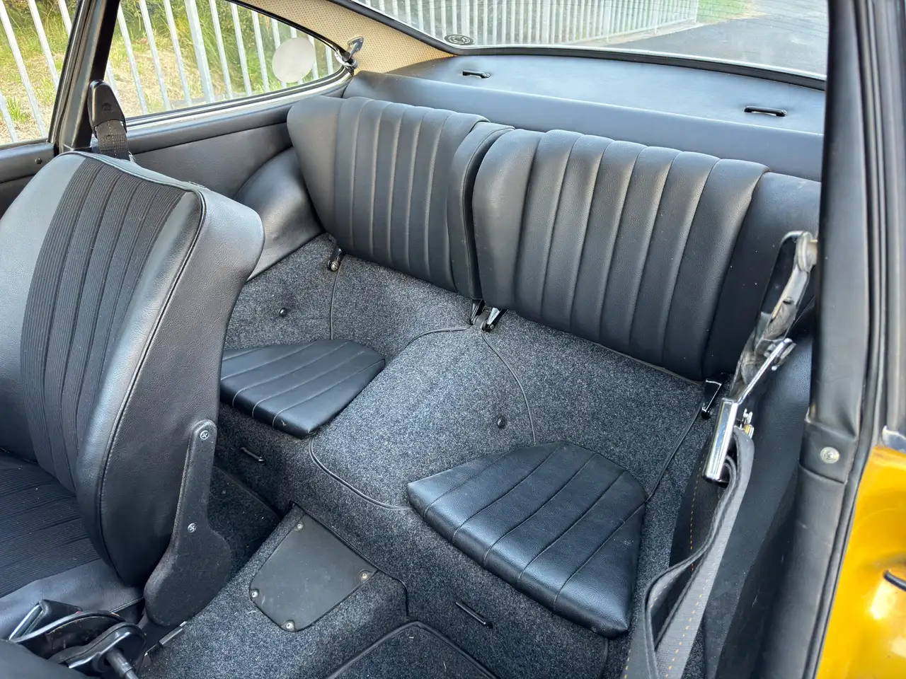 Porsche 911 2.4T, foto 9