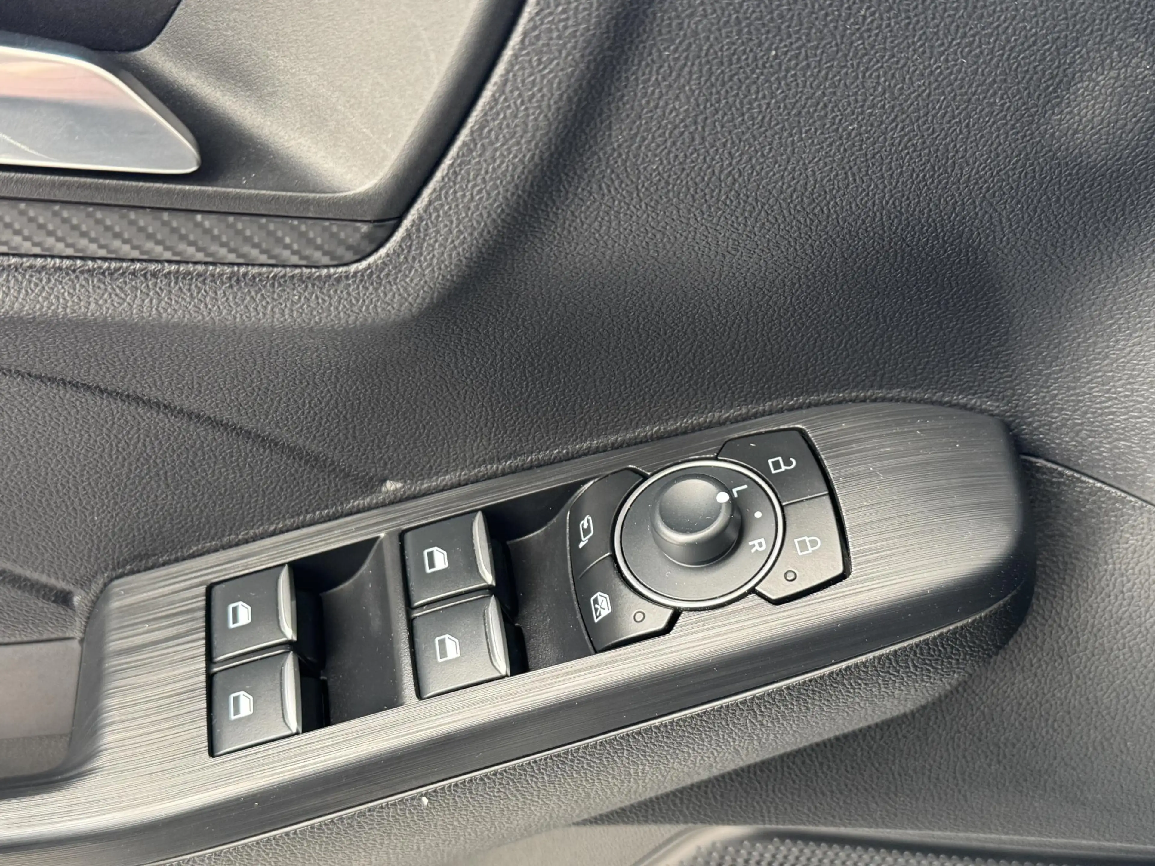 Ford Kuga 2.5 PHEV ST-Line | Navigatie| Camera | Trekhaak | — photo 15