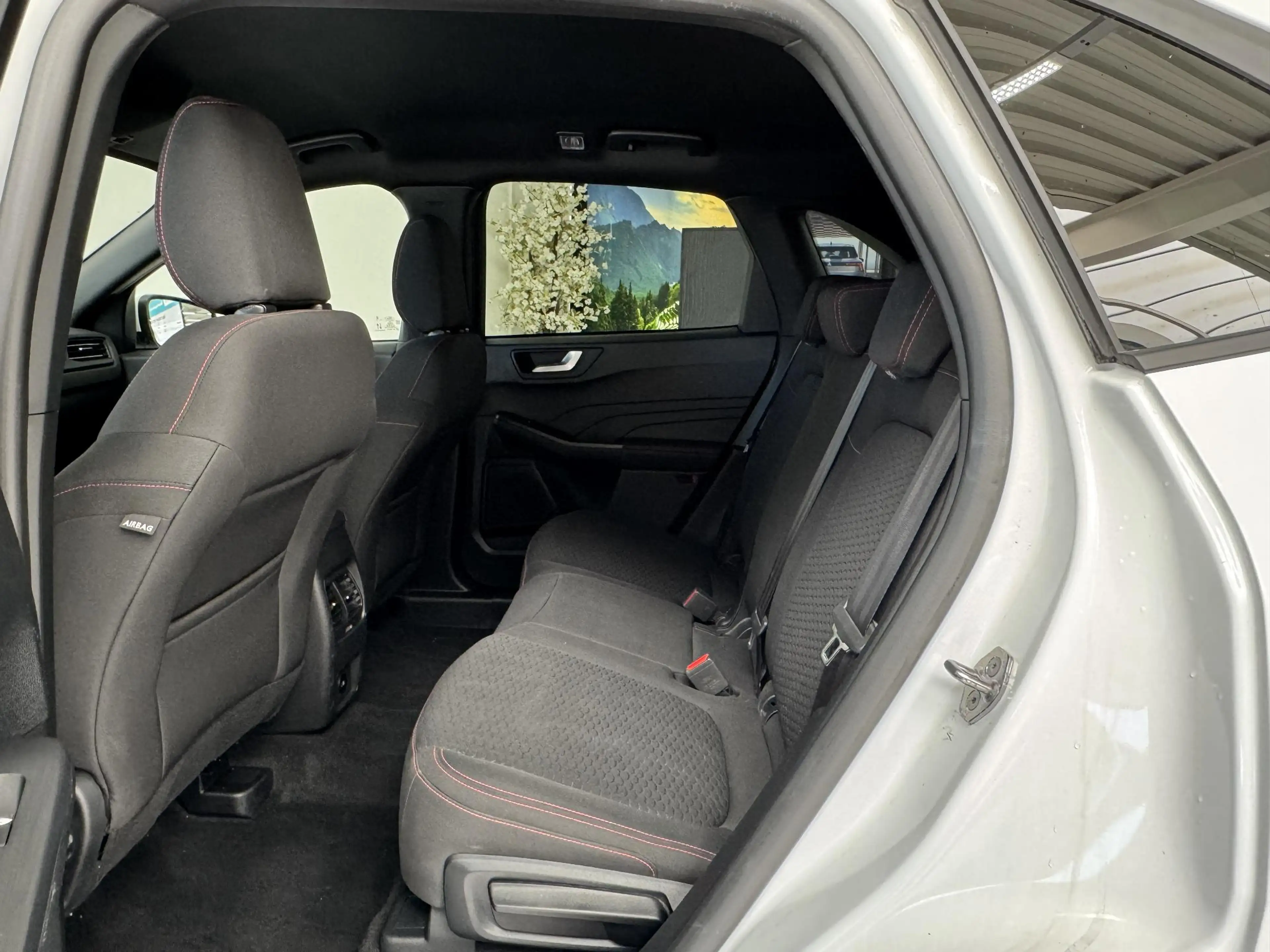Ford Kuga 2.5 PHEV ST-Line | Navigatie| Camera | Trekhaak | — photo 19
